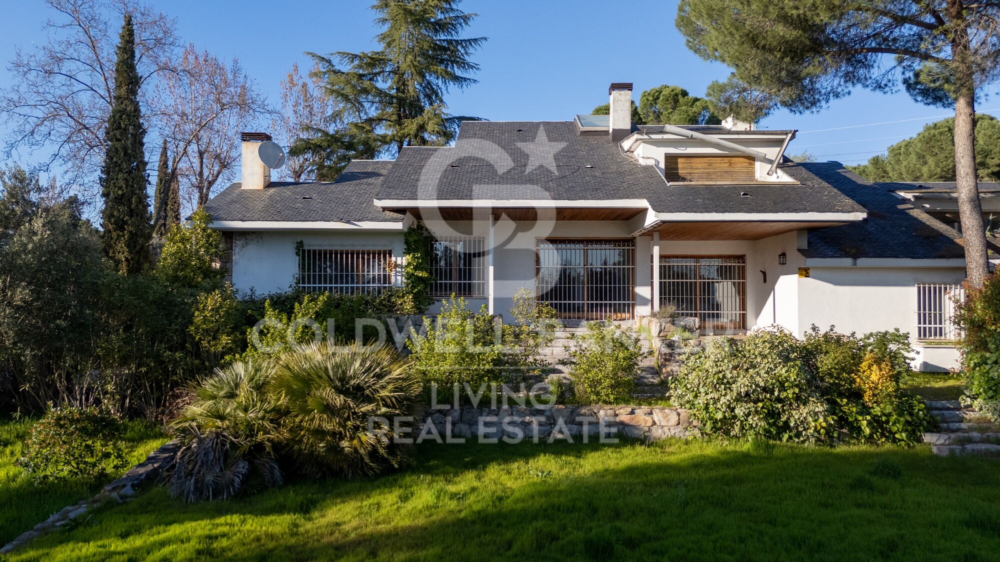 Villa plain-pied 8 Pièces Acheter Pozuelo de Alarcón