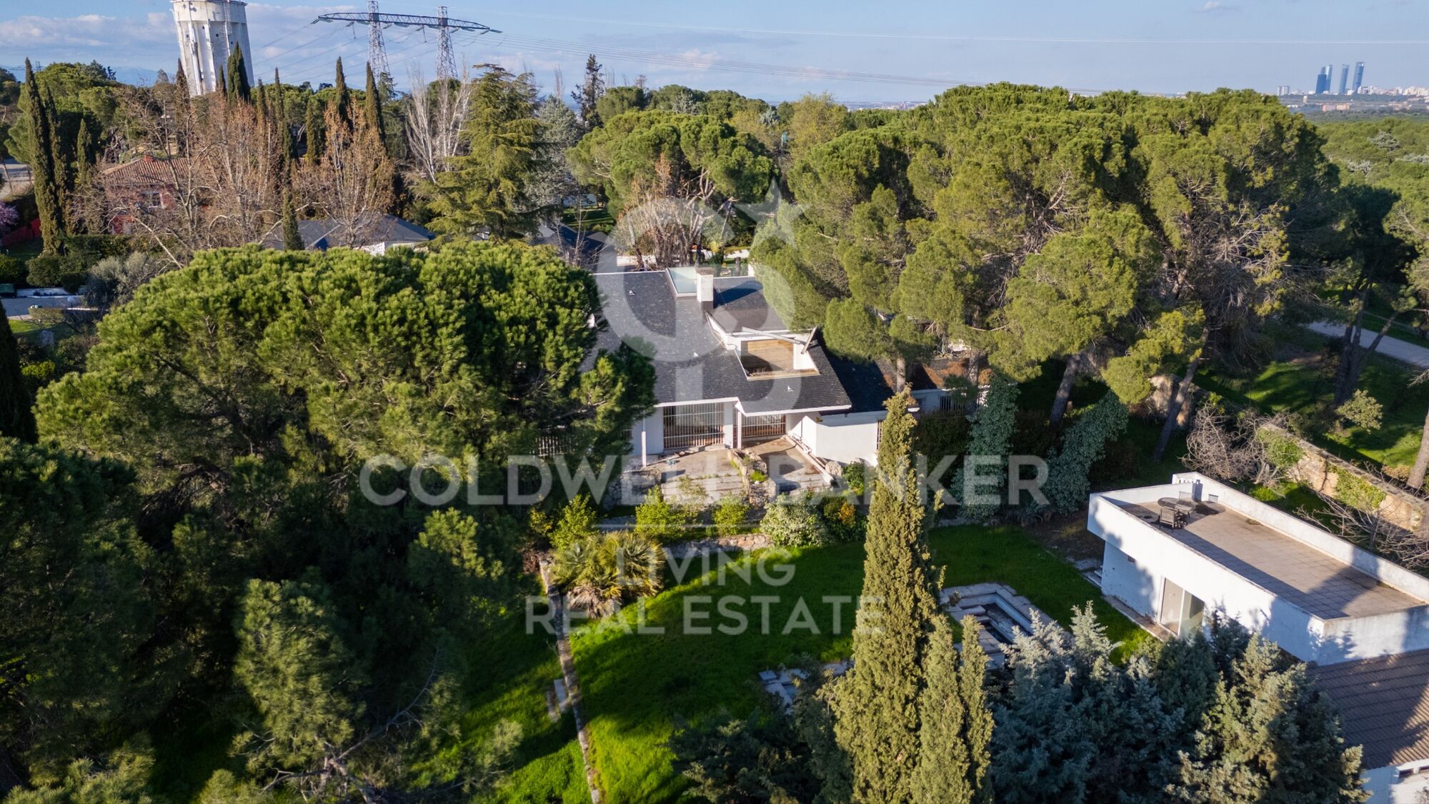 Villa plain-pied 8 Pièces Acheter Pozuelo de Alarcón