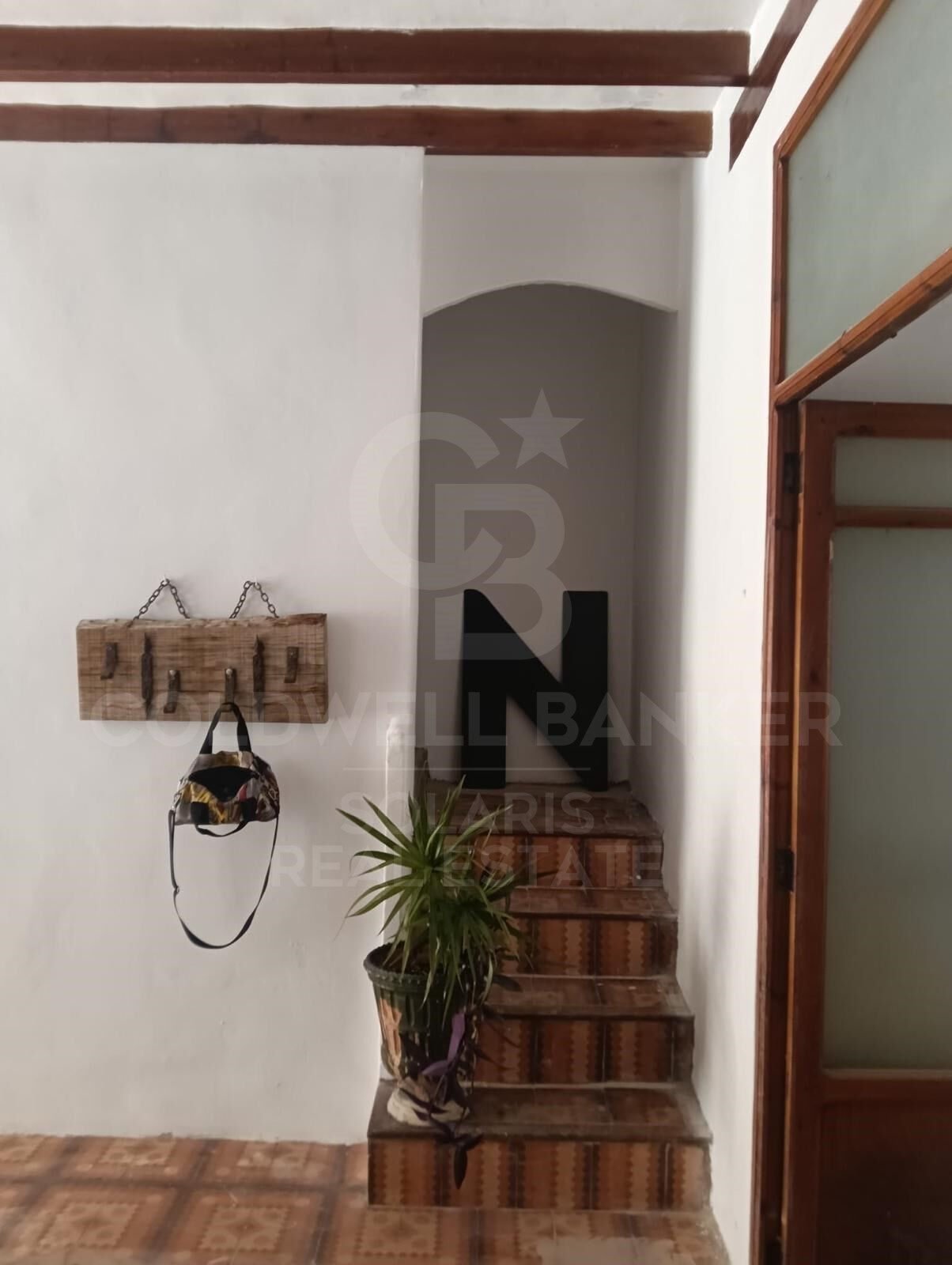 Maison traditionnelle exclusive avec potentiel de rénovation à Jesús Pobre