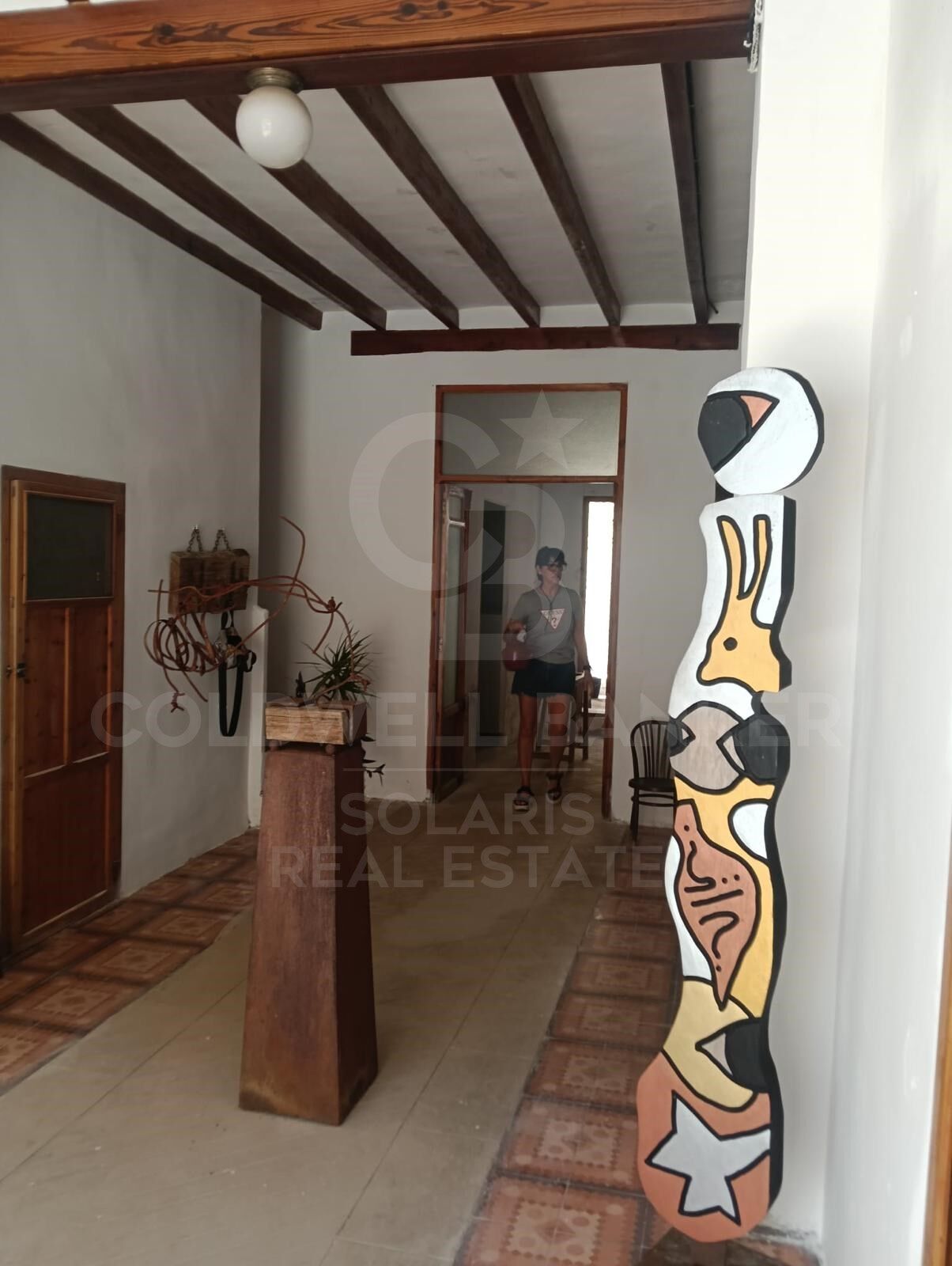 Exclusive Traditional House with Renovation Potential in Jesús Pobre