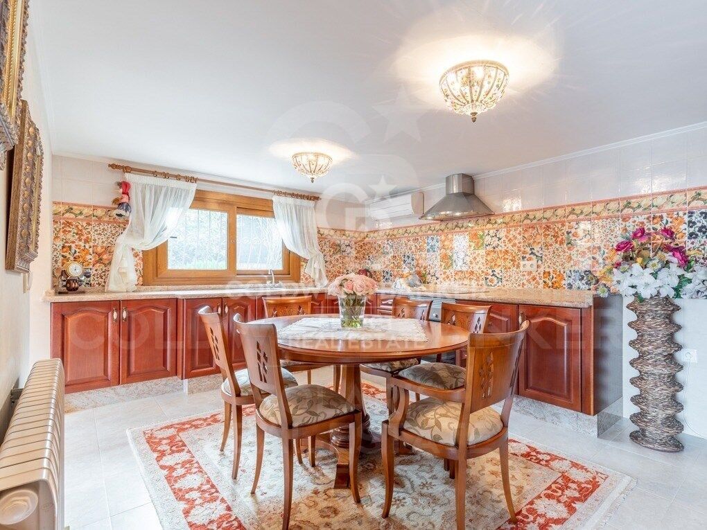 Elegante Villa mit Meerblick