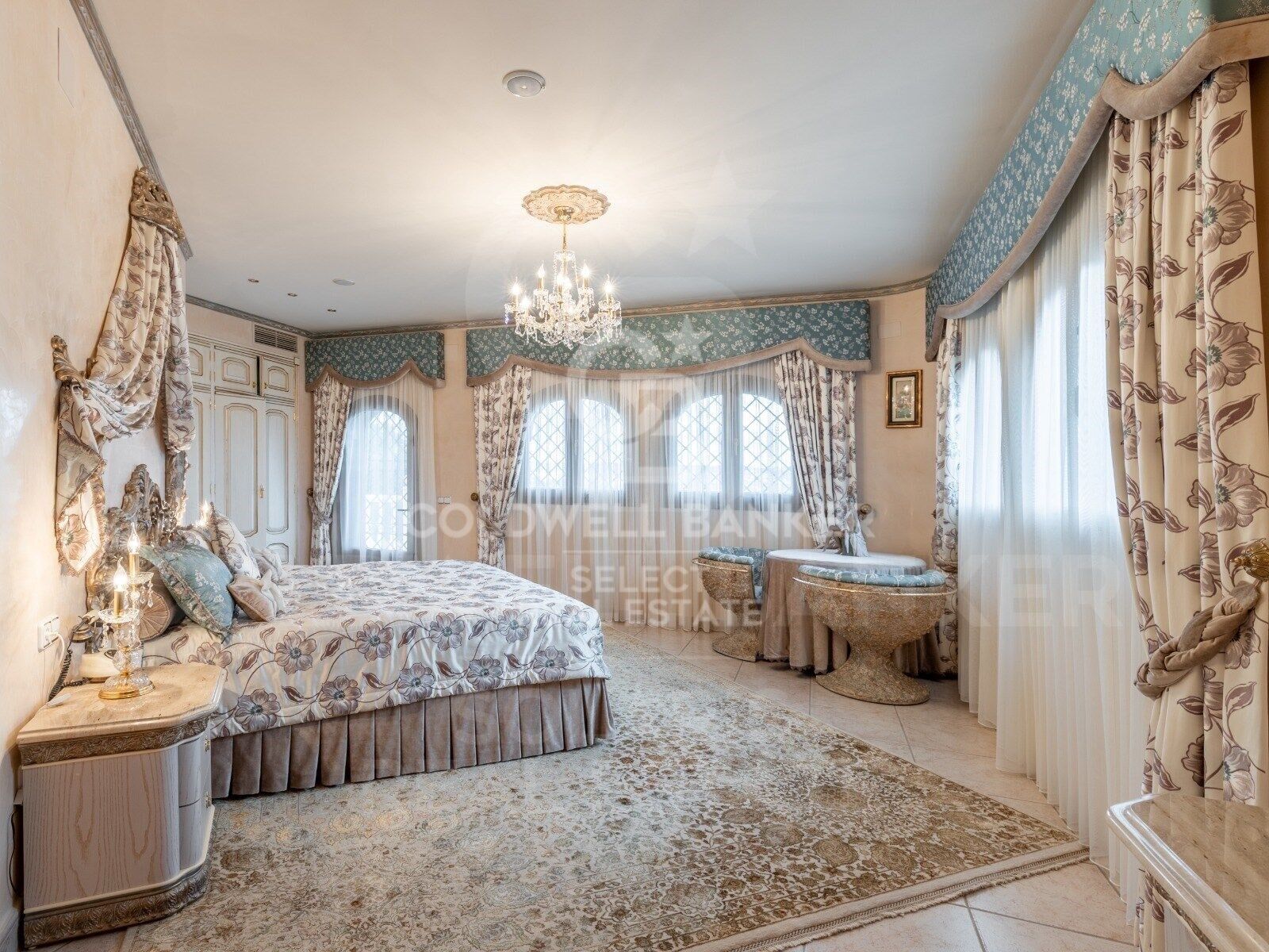 Erstaunliche Villa mit Meerblick