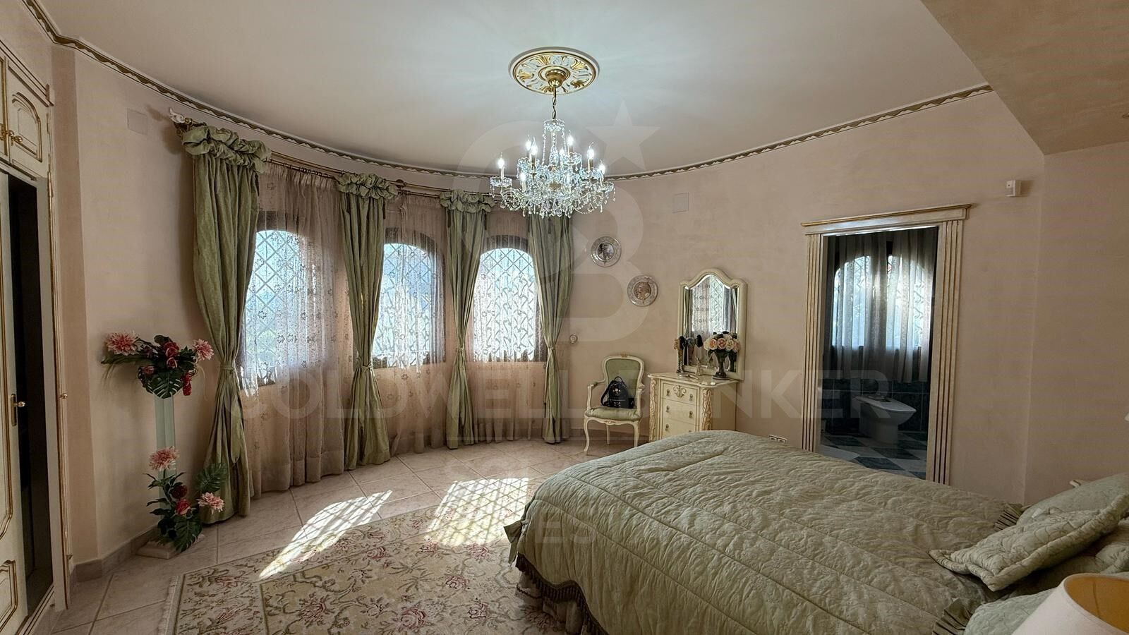 Erstaunliche Villa mit Meerblick