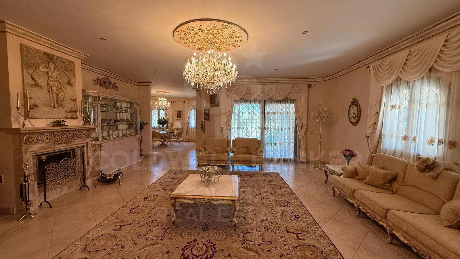 Erstaunliche Villa mit Meerblick