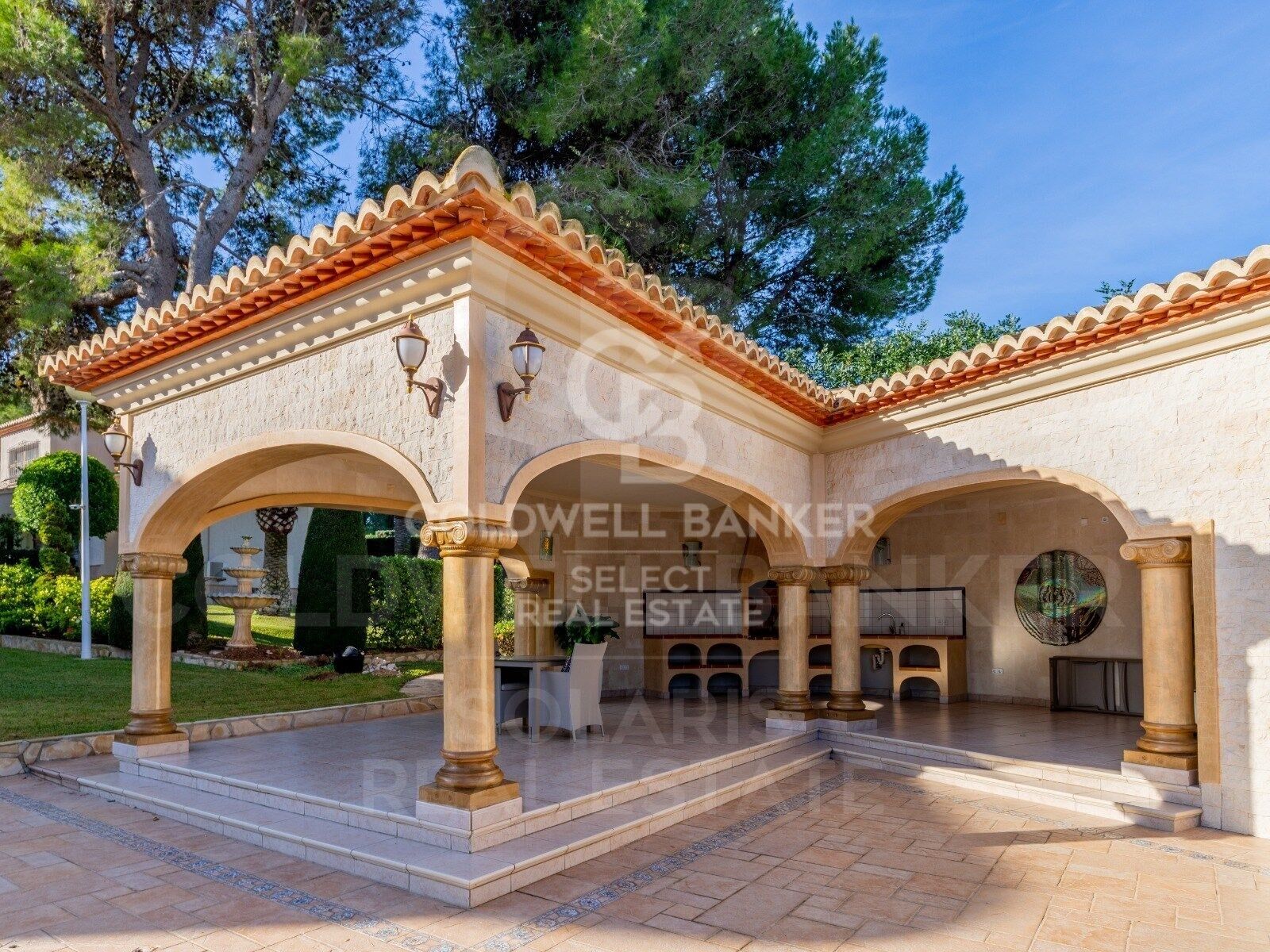 Villa increíble con vistas al mar