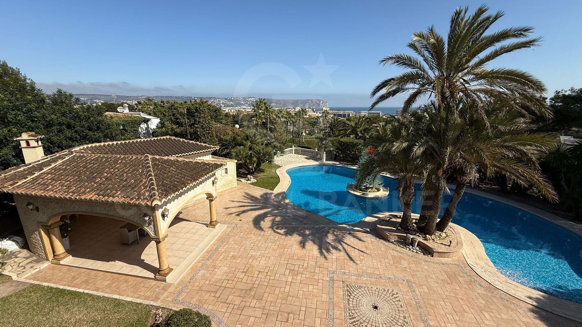 Villa increíble con vistas al mar