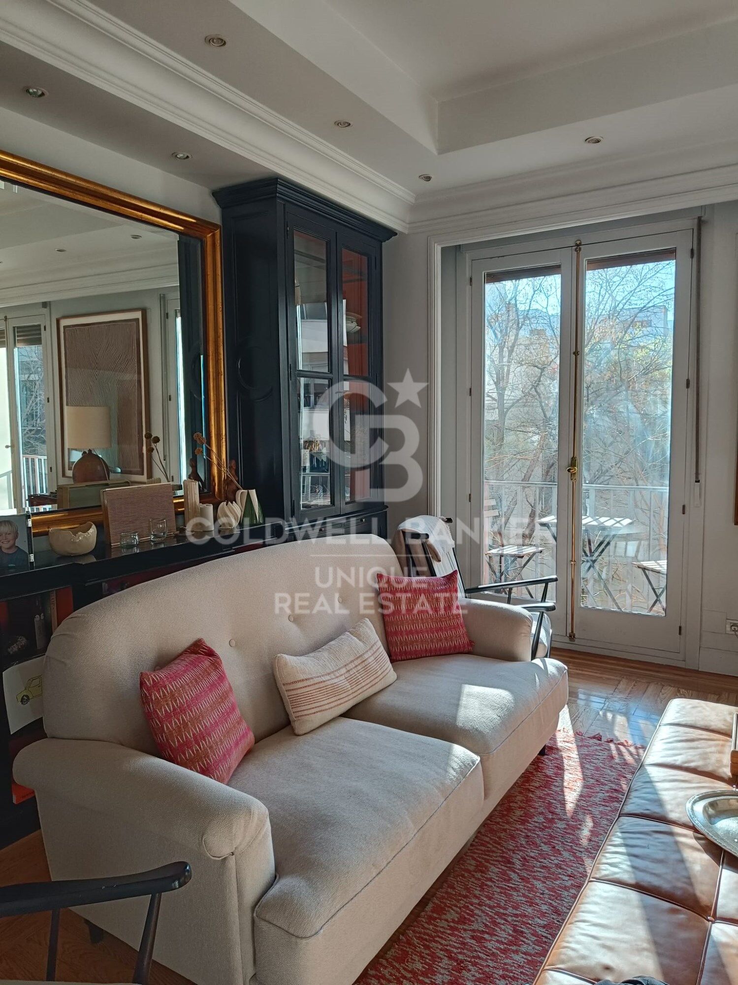 Exterior three-bedroom apartment in Recoletos, Madrid