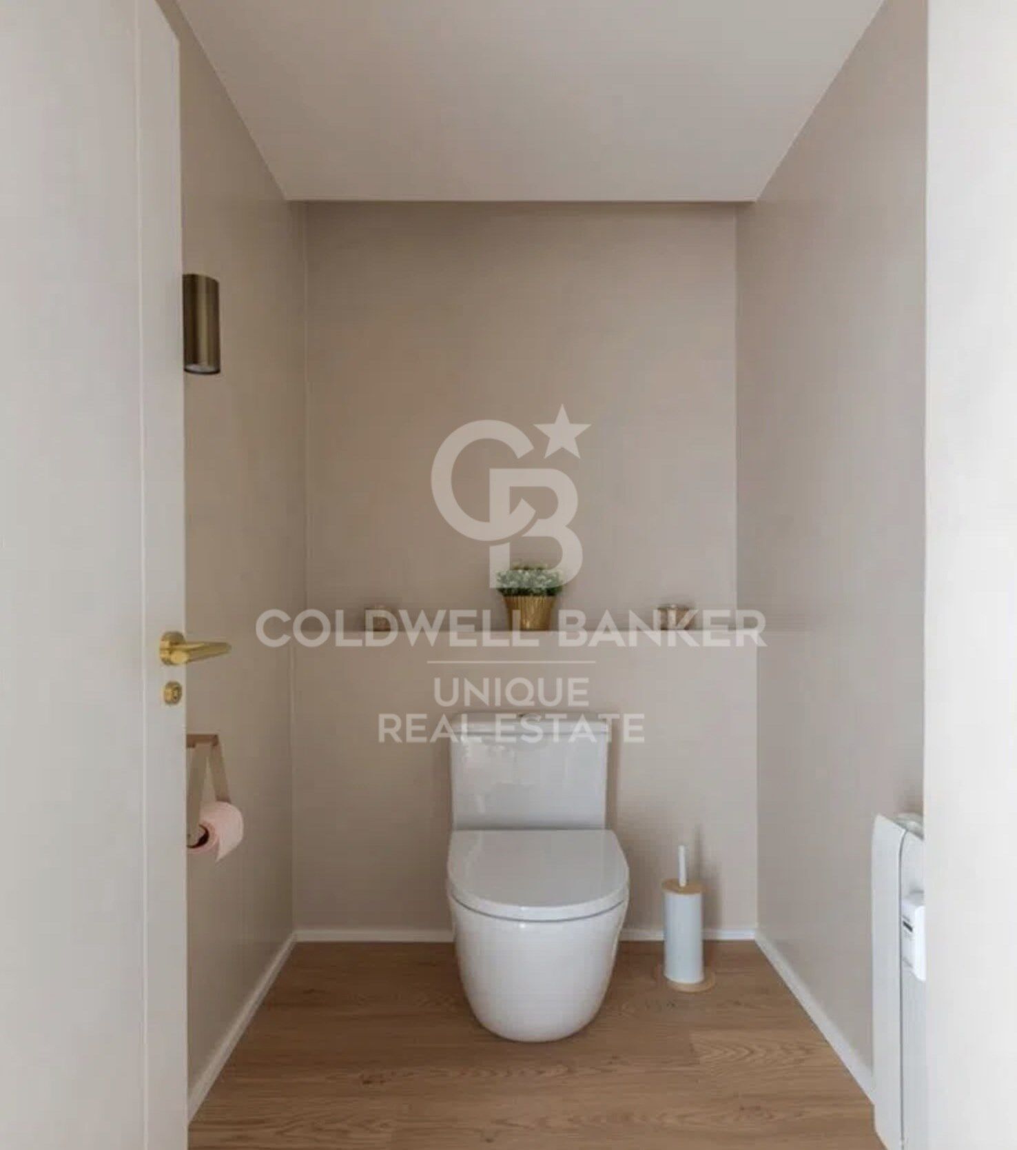 Piso exterior reformado con terraza en Tetúan, Madrid