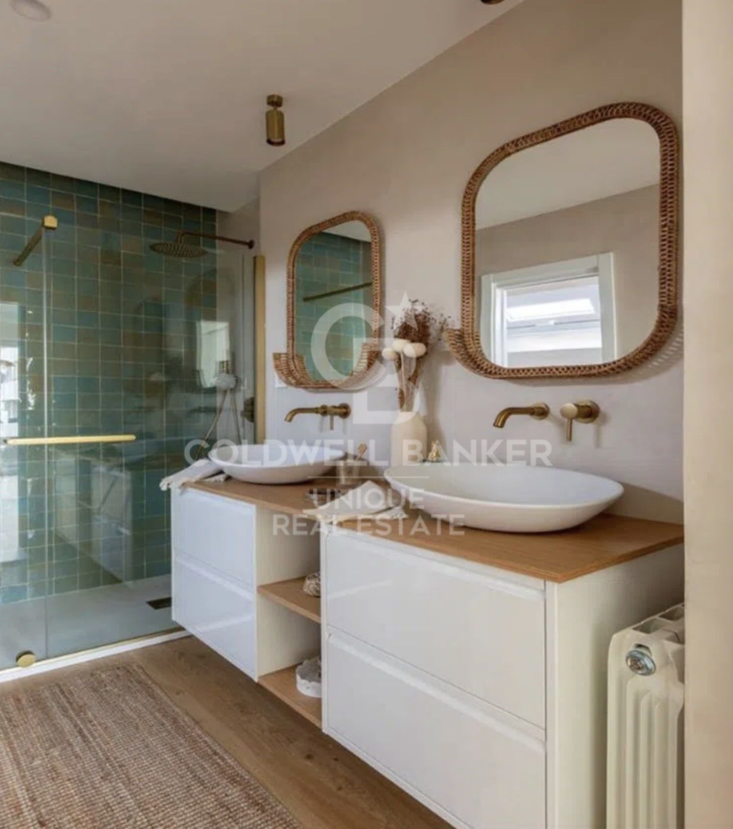 Piso exterior reformado con terraza en Tetúan, Madrid