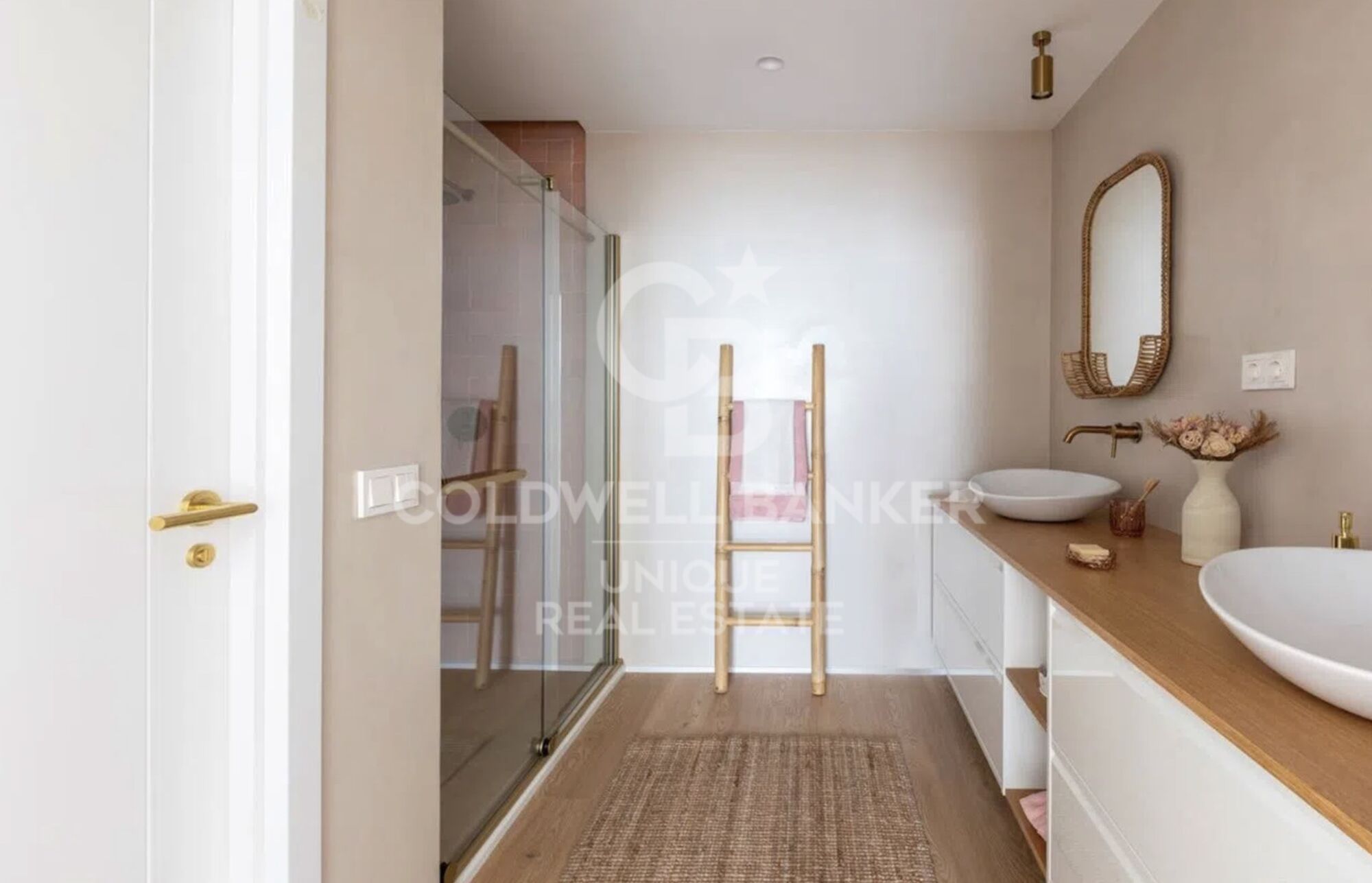 Renovierte Außenwohnung mit Terrasse in Tetuán, Madrid