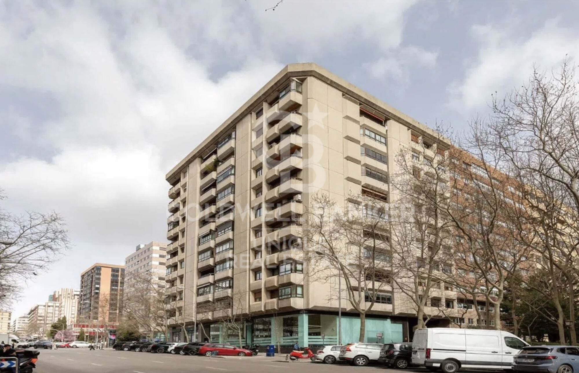 Renovierte Außenwohnung mit Terrasse in Tetuán, Madrid