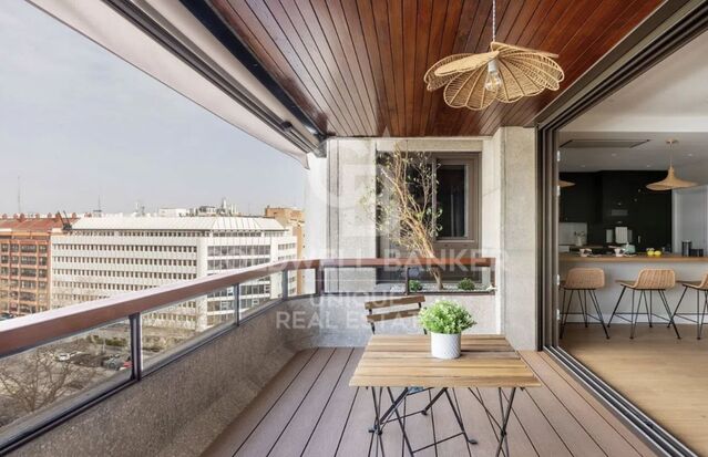 Appartement extérieur rénové avec terrasse à Tetuán, Madrid
