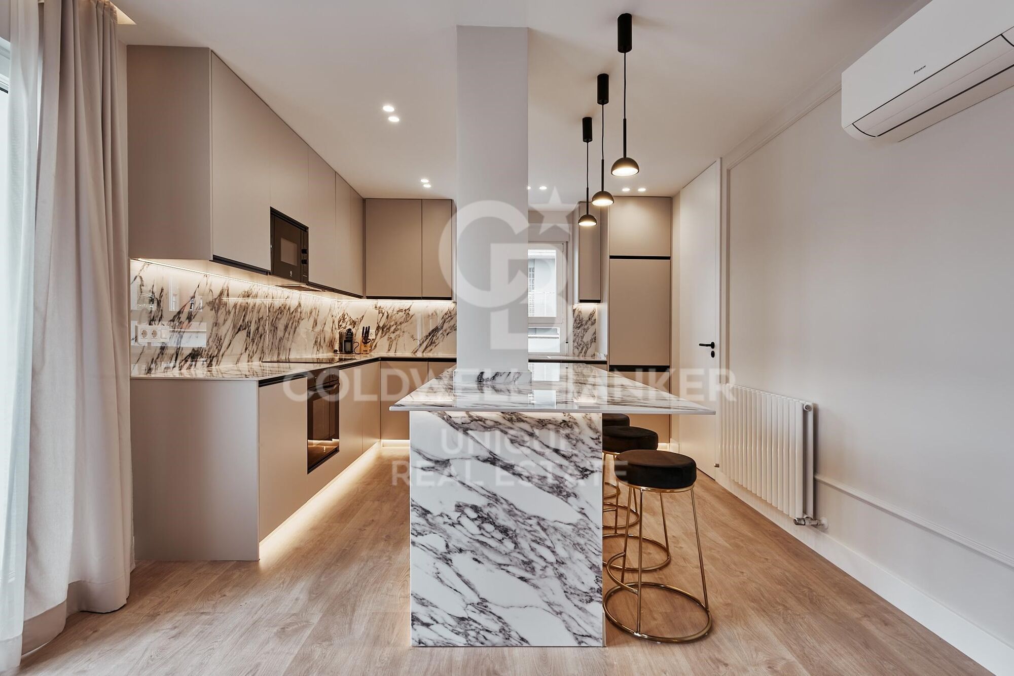 Piso a estrenar de 3 habitaciones con terraza en Lista, Madrid