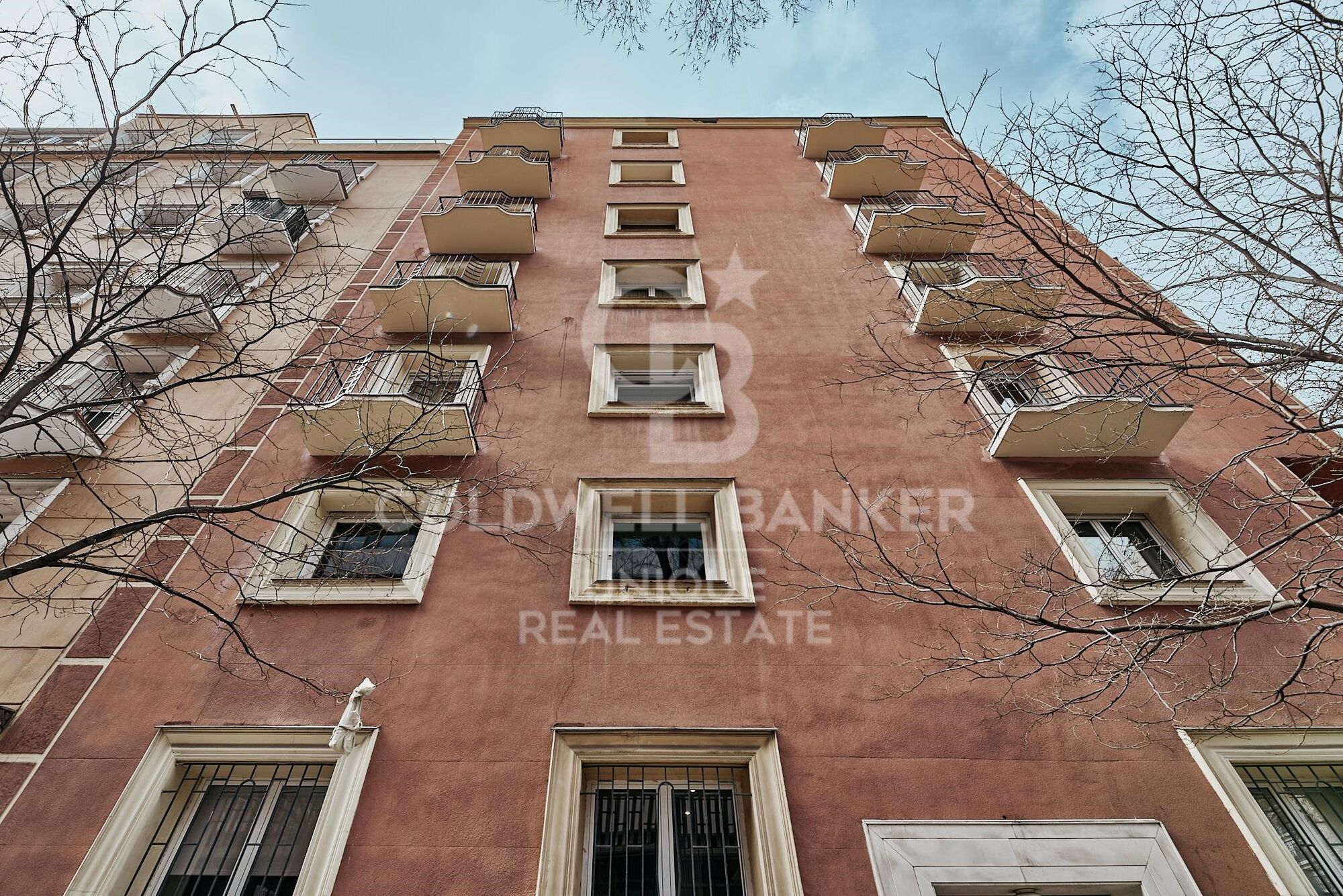 Brand new 3-bedroom flat in the Barrio de Salamanca, Madrid