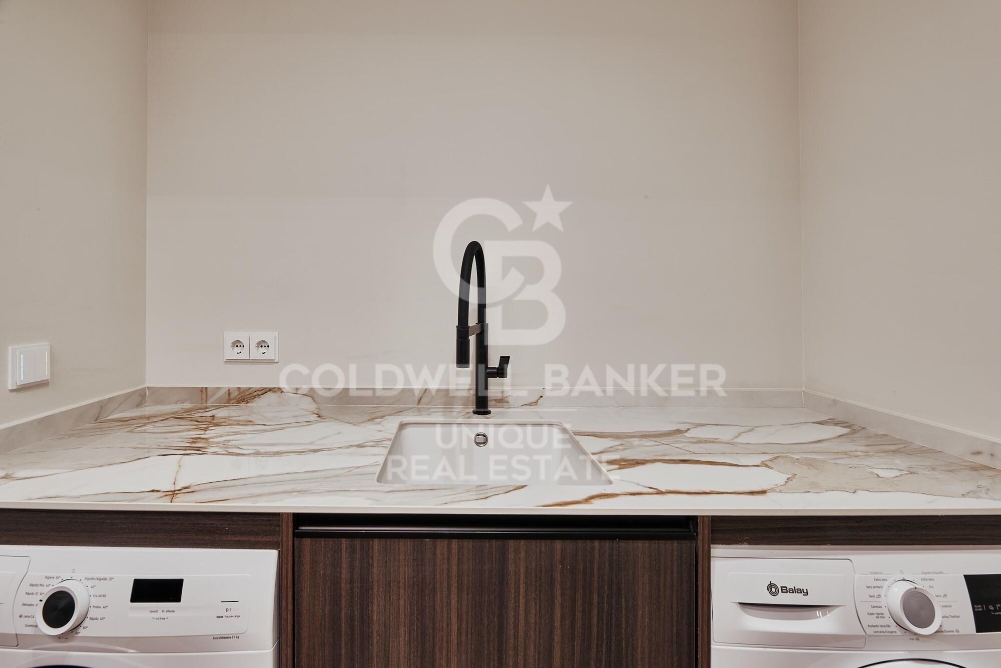 Brand new 3-bedroom flat in the Barrio de Salamanca, Madrid