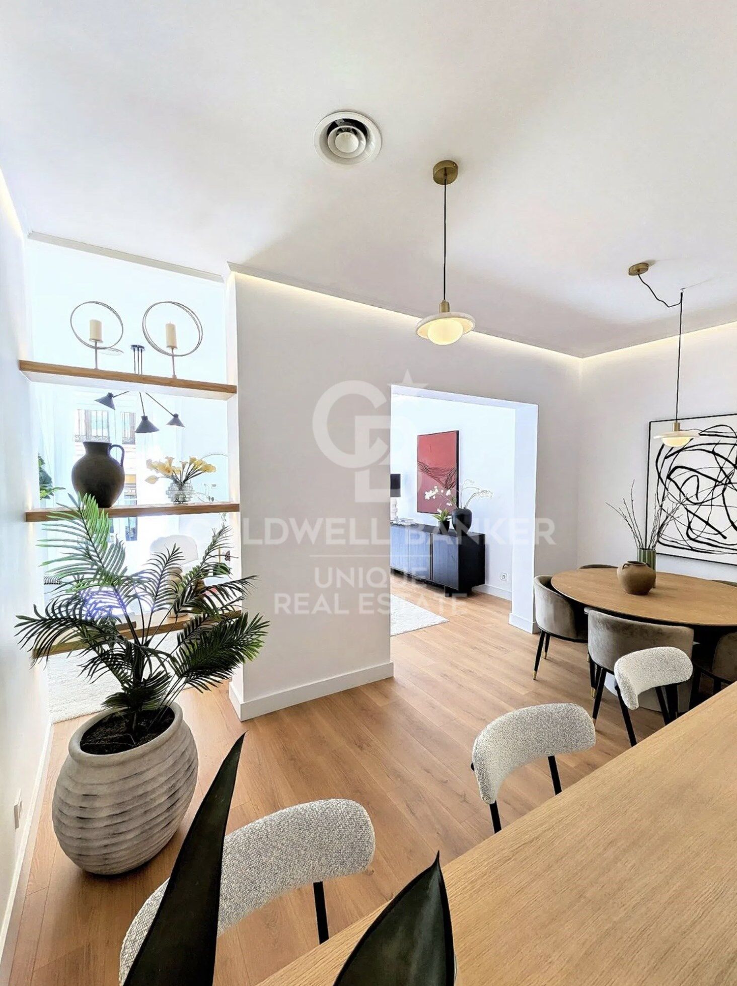 Renovierte Außenwohnung im Zentrum von Madrid