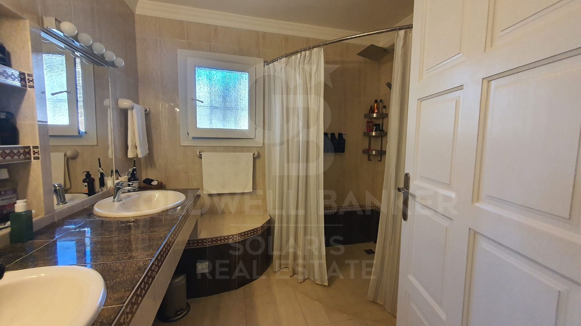 Detached villa for sale in Urbanización La Joya-Alcassar, Benitachell