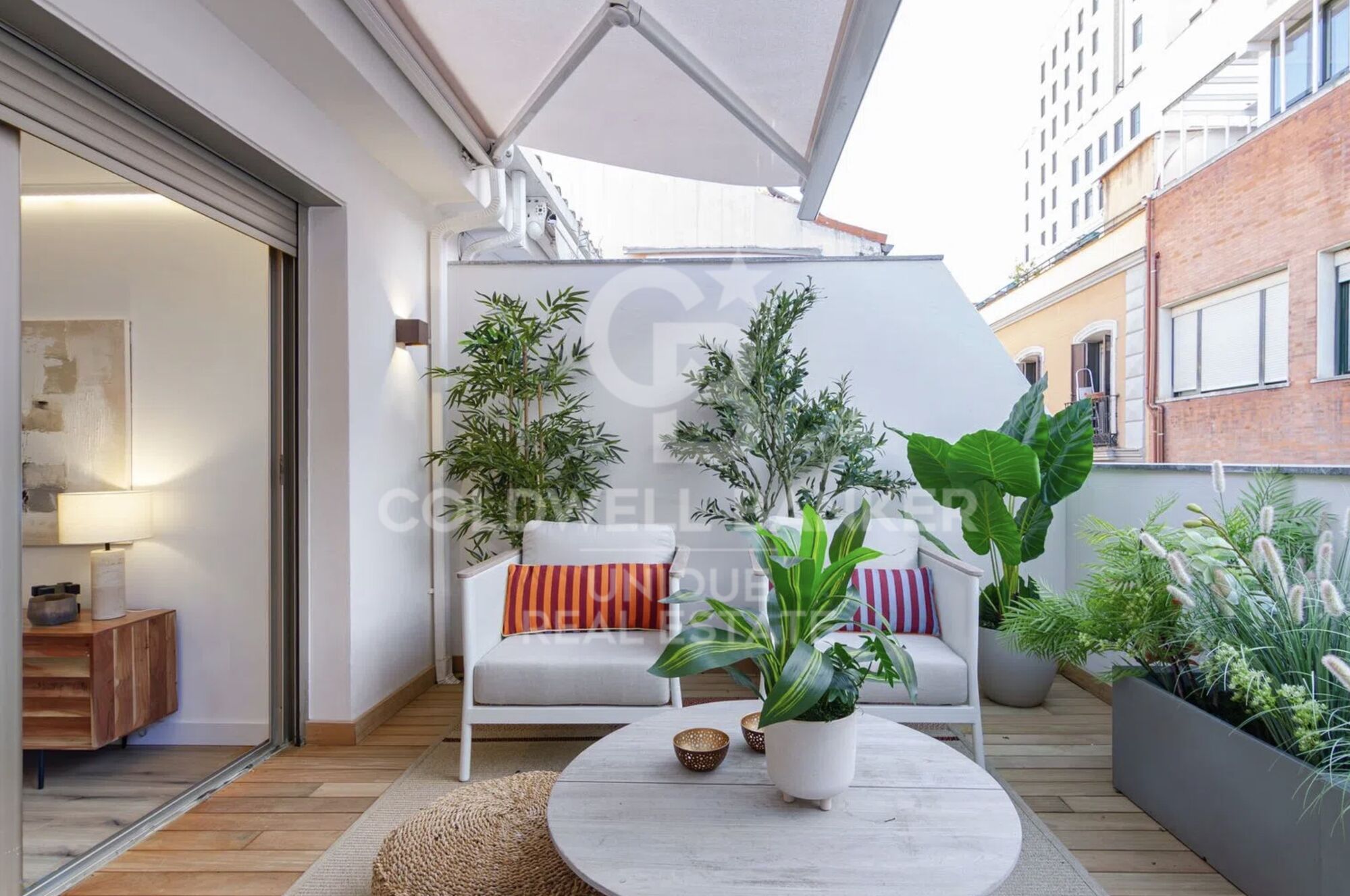 Penthouse rénové avec terrasse à Malasaña, Madrid