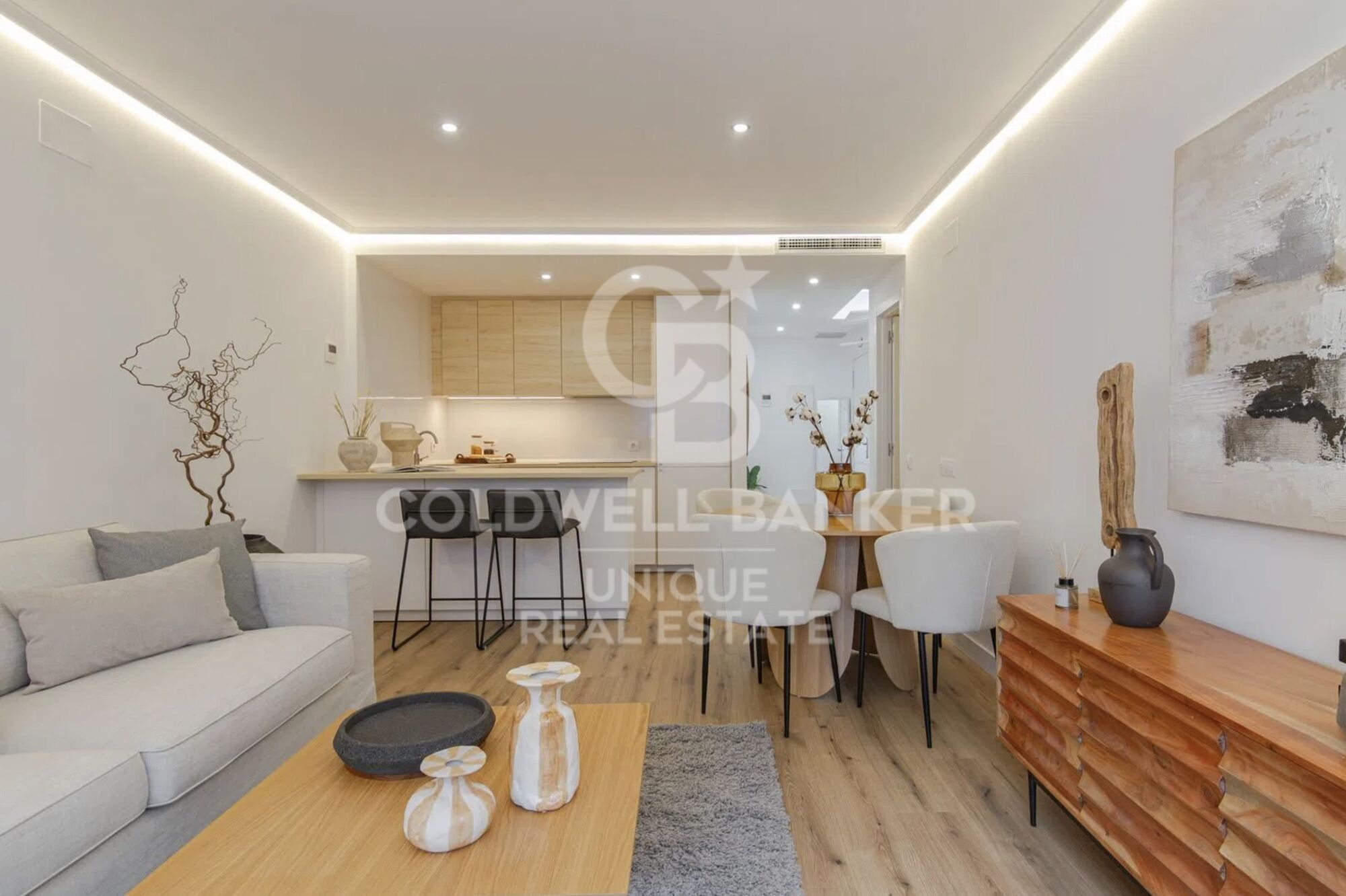 Renoviertes Penthouse mit Terrasse in Malasaña, Madrid
