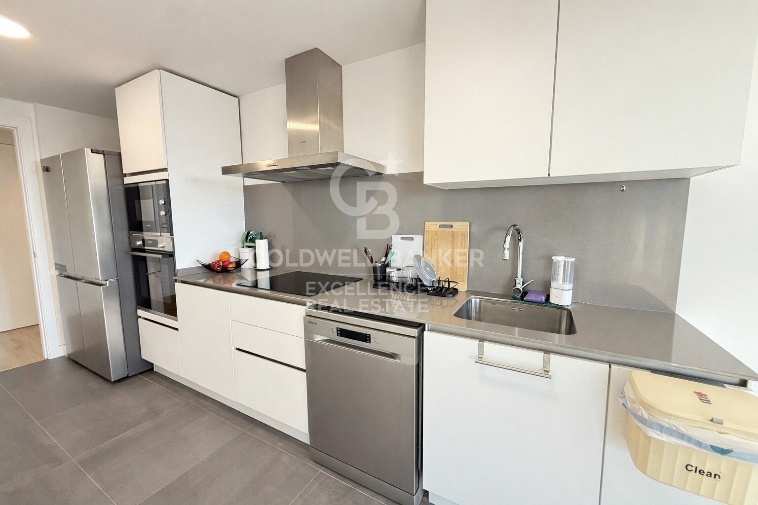 Prächtige, erst kürzlich erbaute Wohnung mit Panoramablick auf die Avenida Blasco Ibáñez