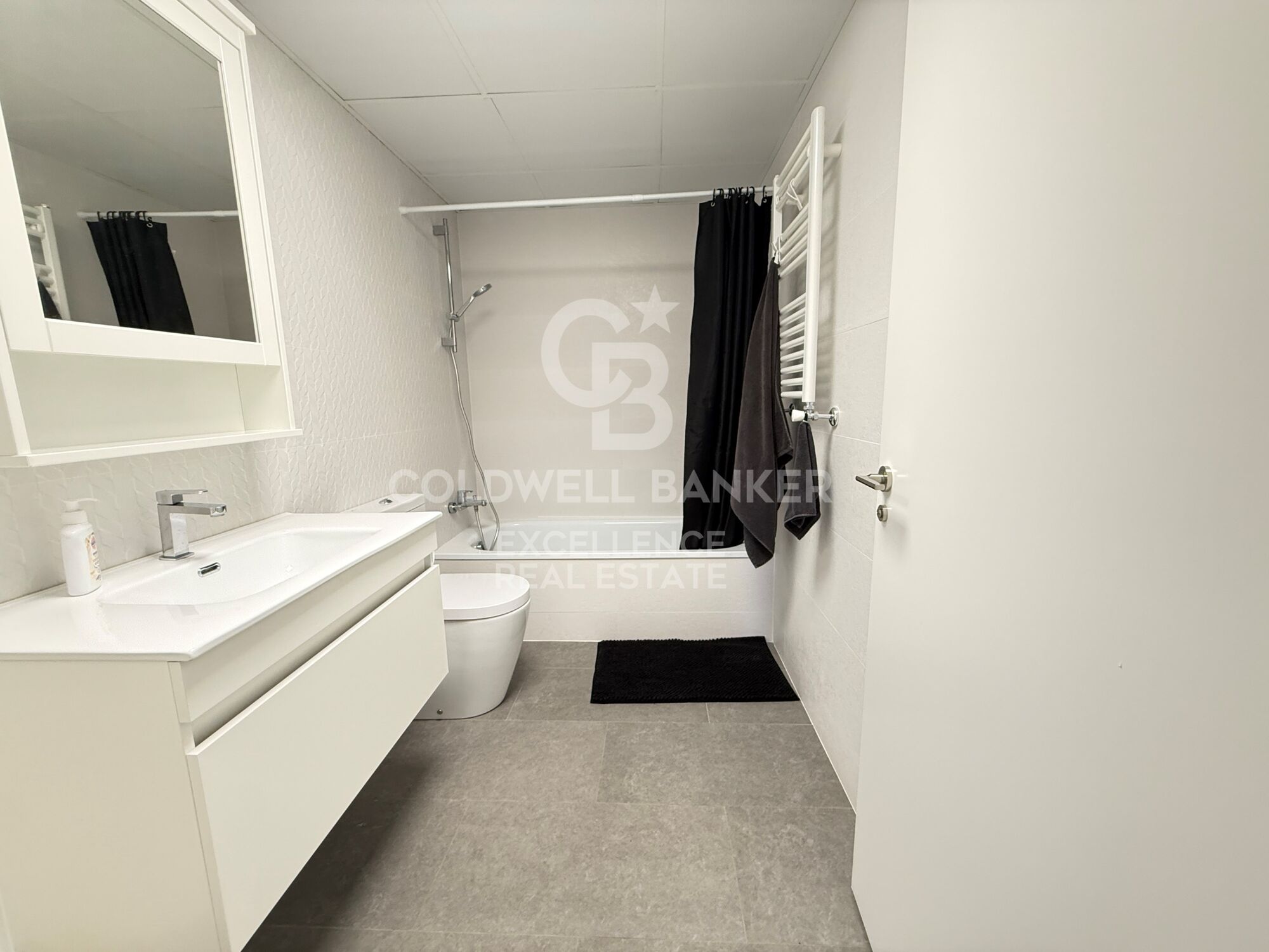 Prächtige, erst kürzlich erbaute Wohnung mit Panoramablick auf die Avenida Blasco Ibáñez