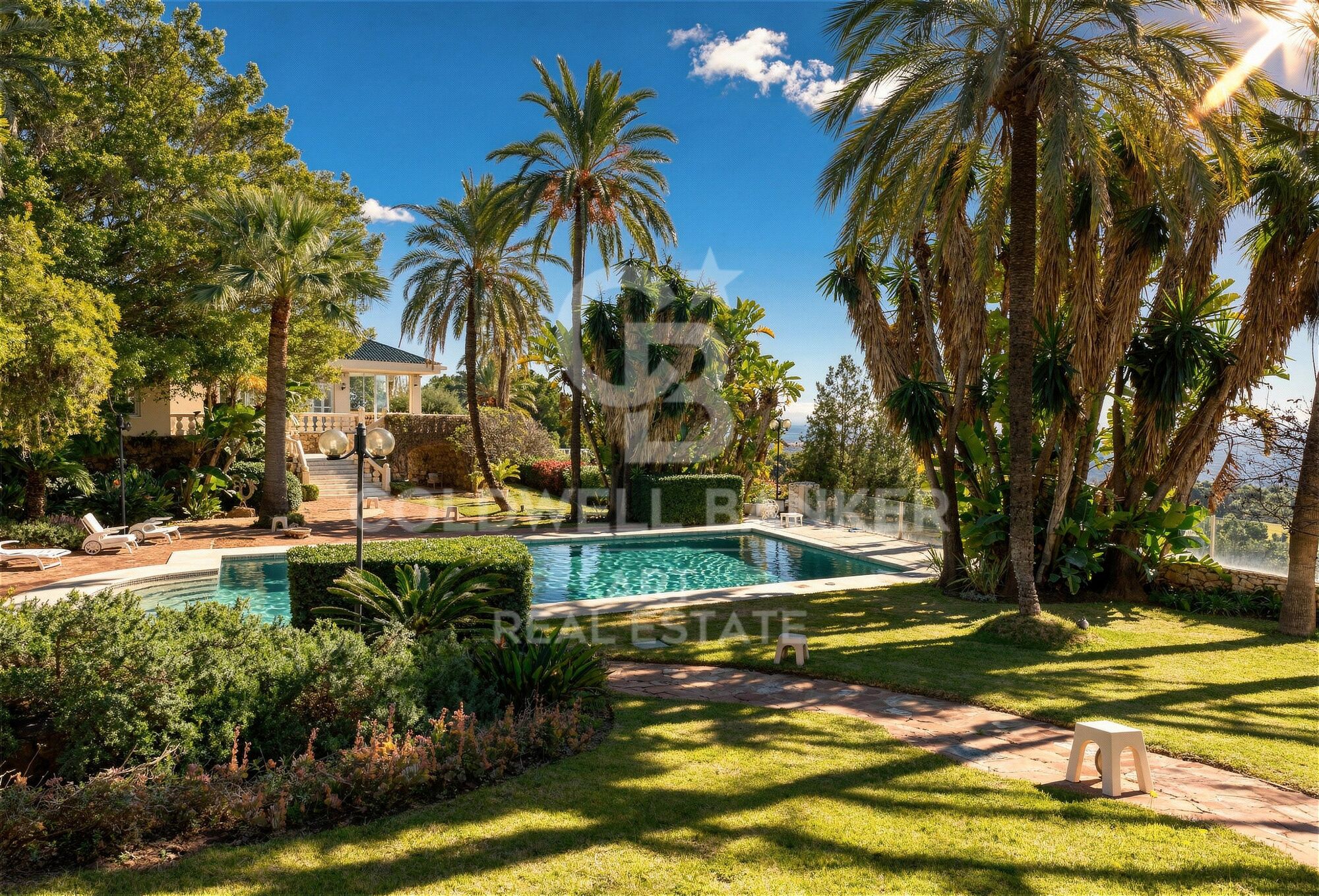 Detached Estate in Río Real, Marbella