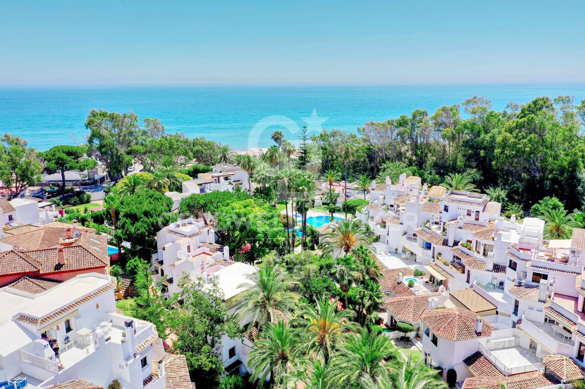 Oportunidad única - Tríple ático en Golden Beach , Elviria