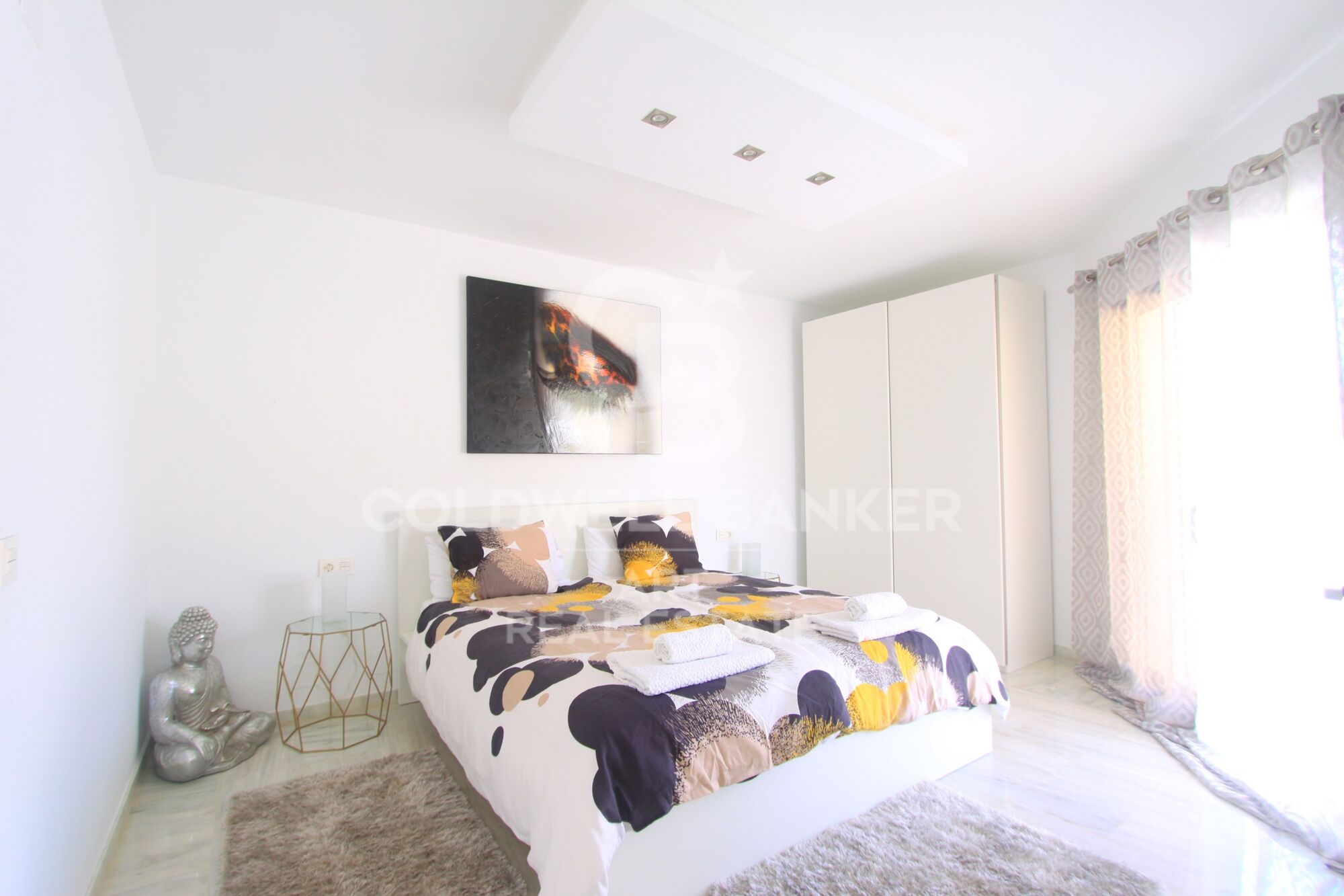Dream Location in Golden Beach, Elviria - Stunning 360° Sea and Mountain Views