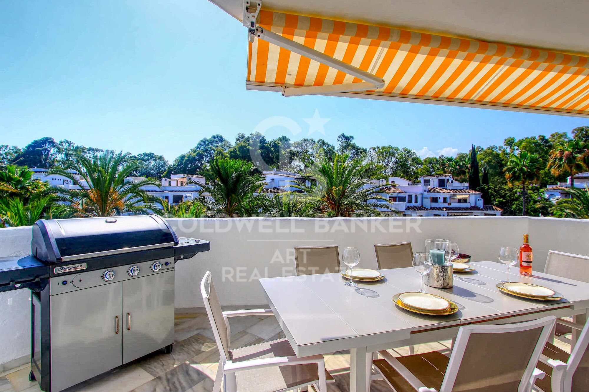Traumlage in Golden Beach, Elviria - Atemberaubender 360° Blick auf Meer und Berge