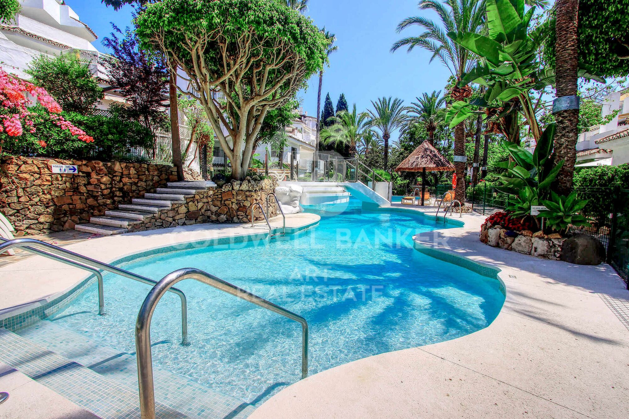 Traumlage in Golden Beach, Elviria - Atemberaubender 360° Blick auf Meer und Berge