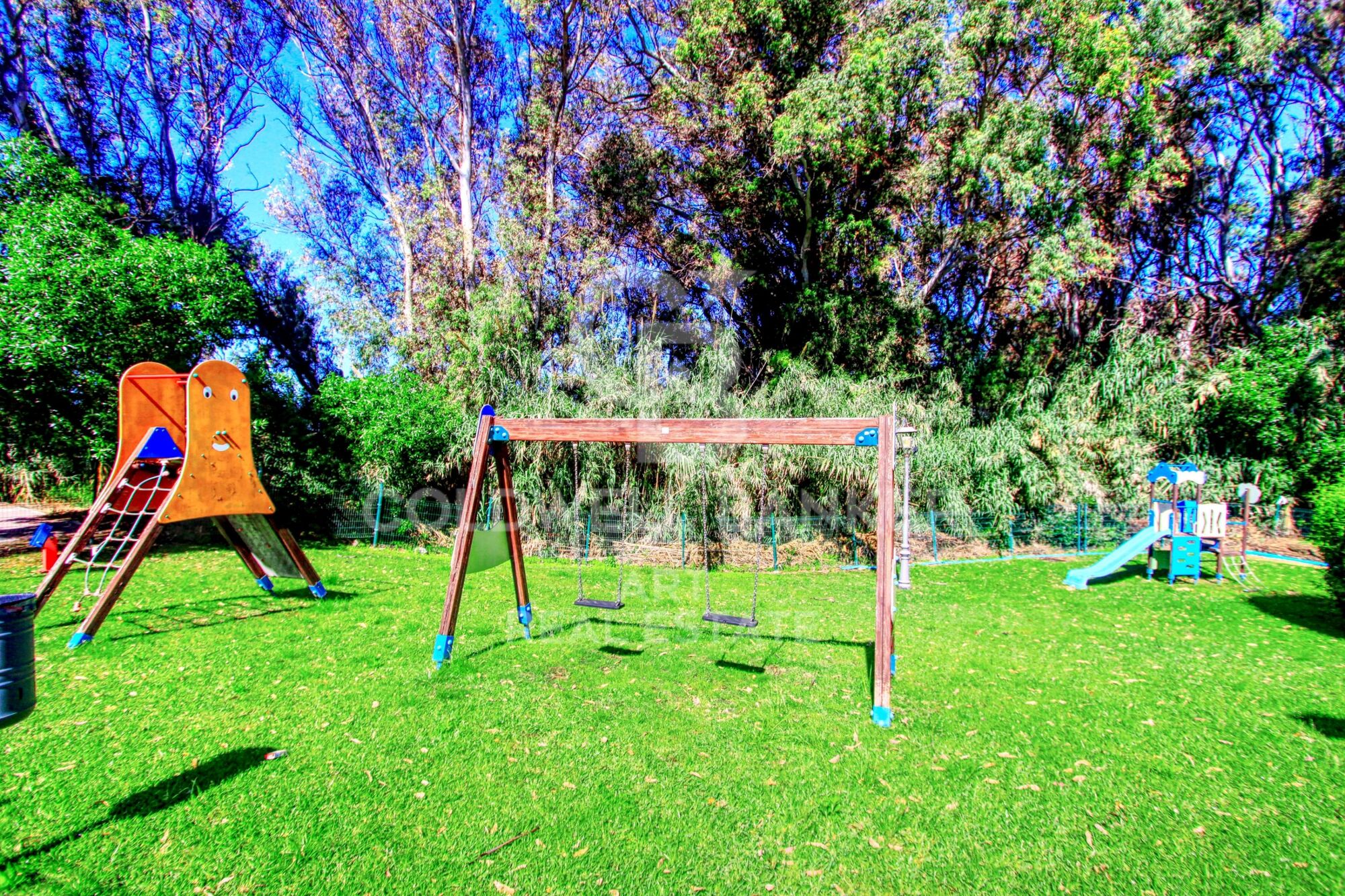 Traumlage in Golden Beach, Elviria - Atemberaubender 360° Blick auf Meer und Berge