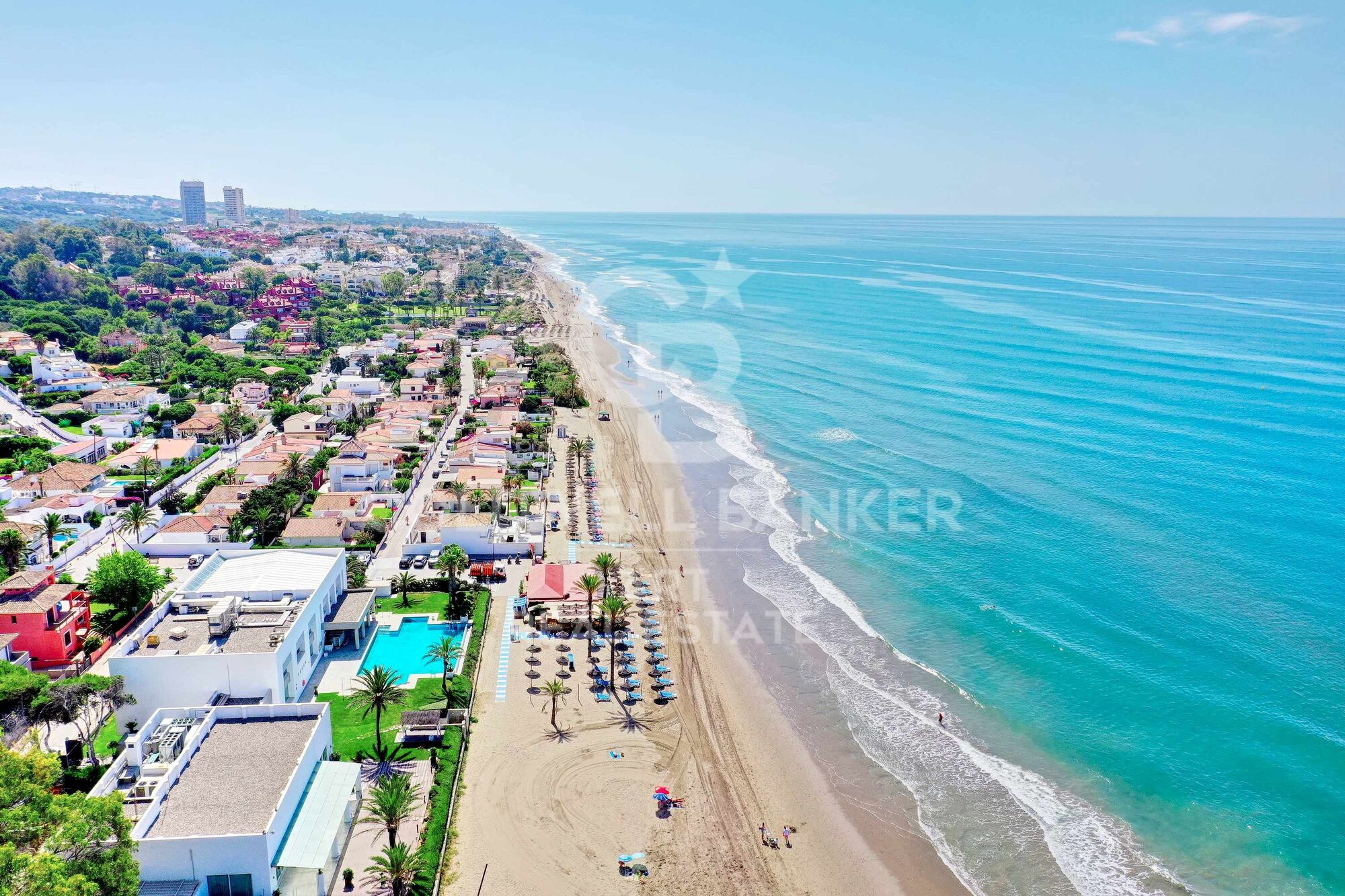 Traumlage in Golden Beach, Elviria - Atemberaubender 360° Blick auf Meer und Berge