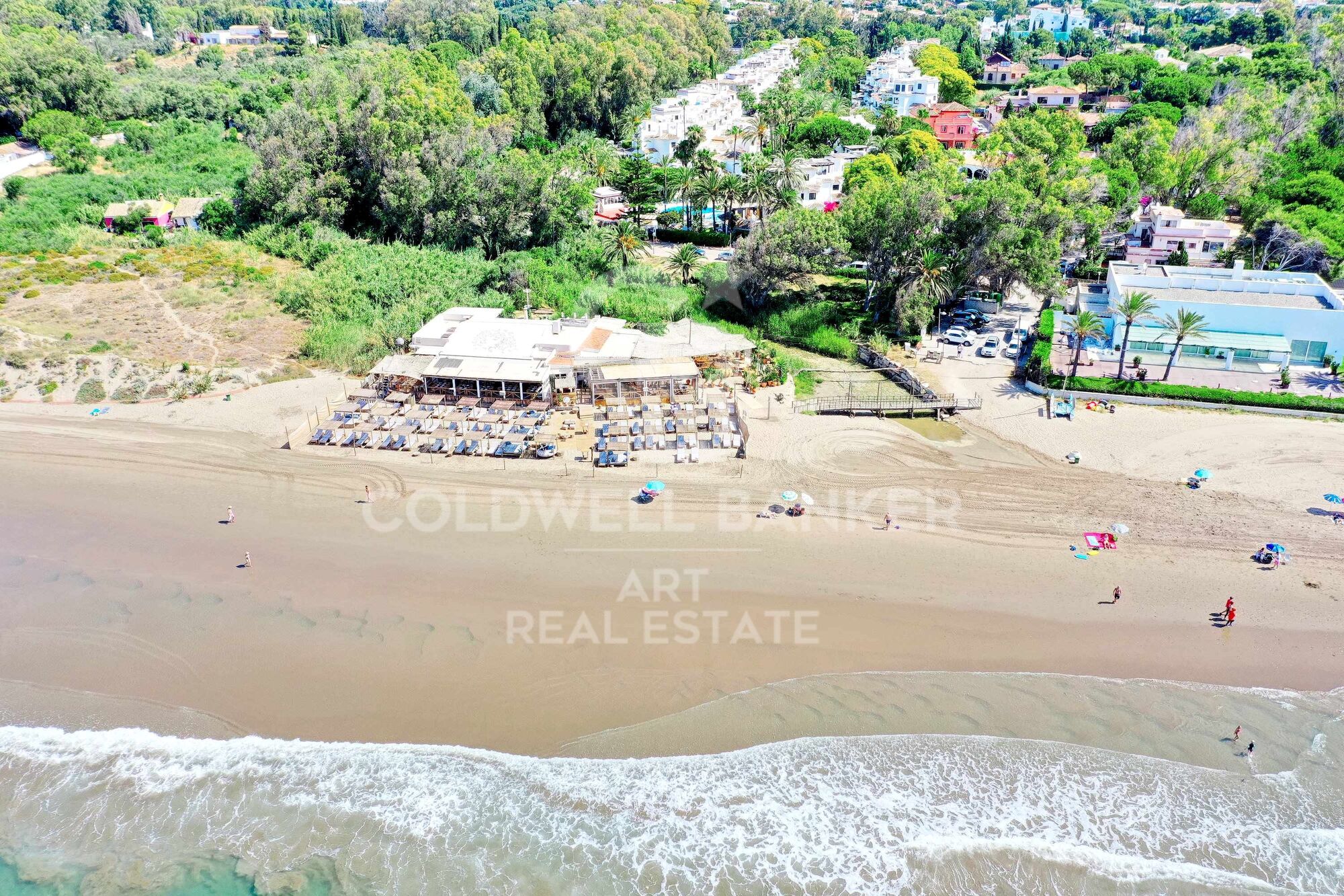 Emplacement de rêve à Golden Beach, Elviria - Vues panoramiques à 360° sur la mer et la montagne