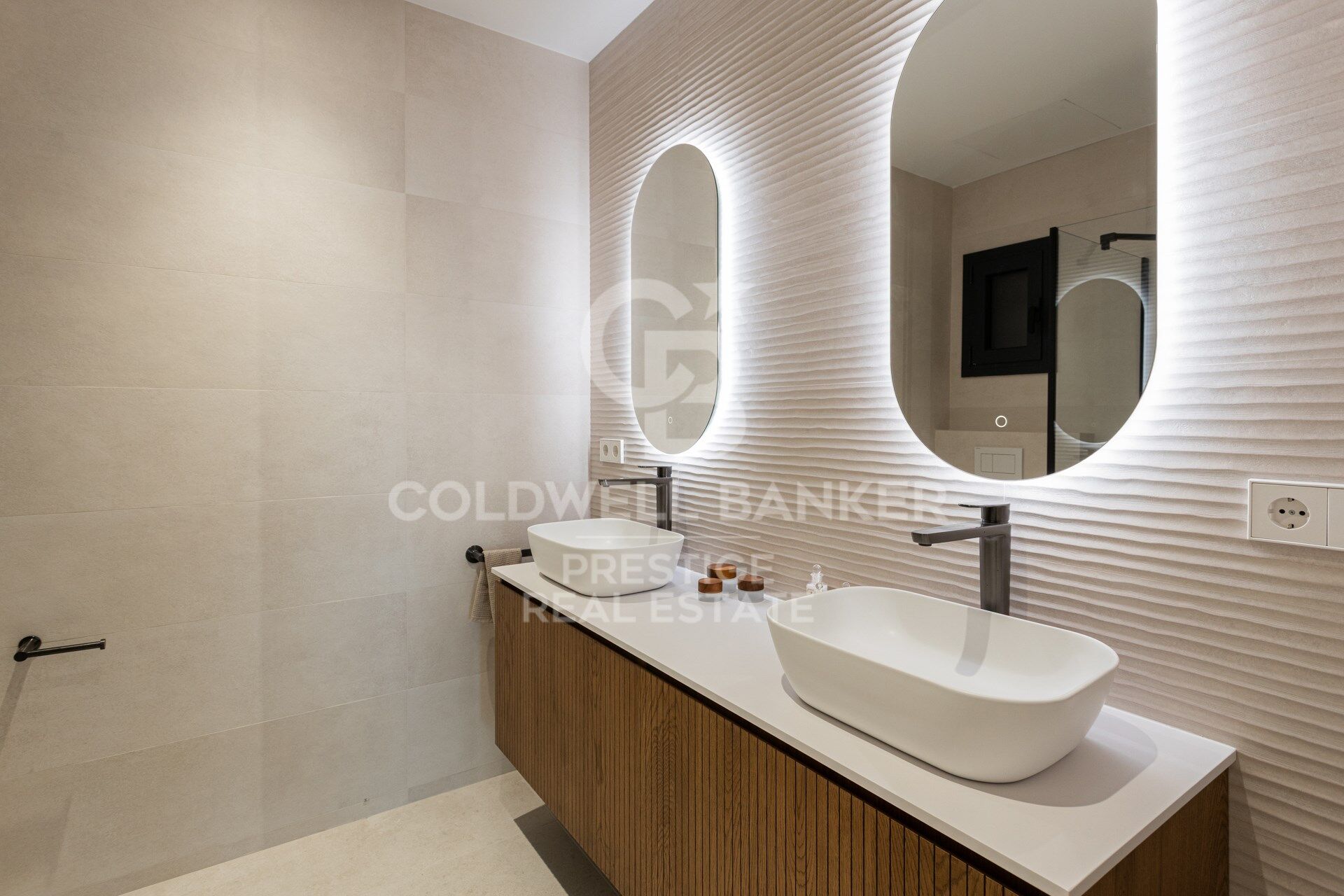 Brand new flat for sale in Calle Muntaner