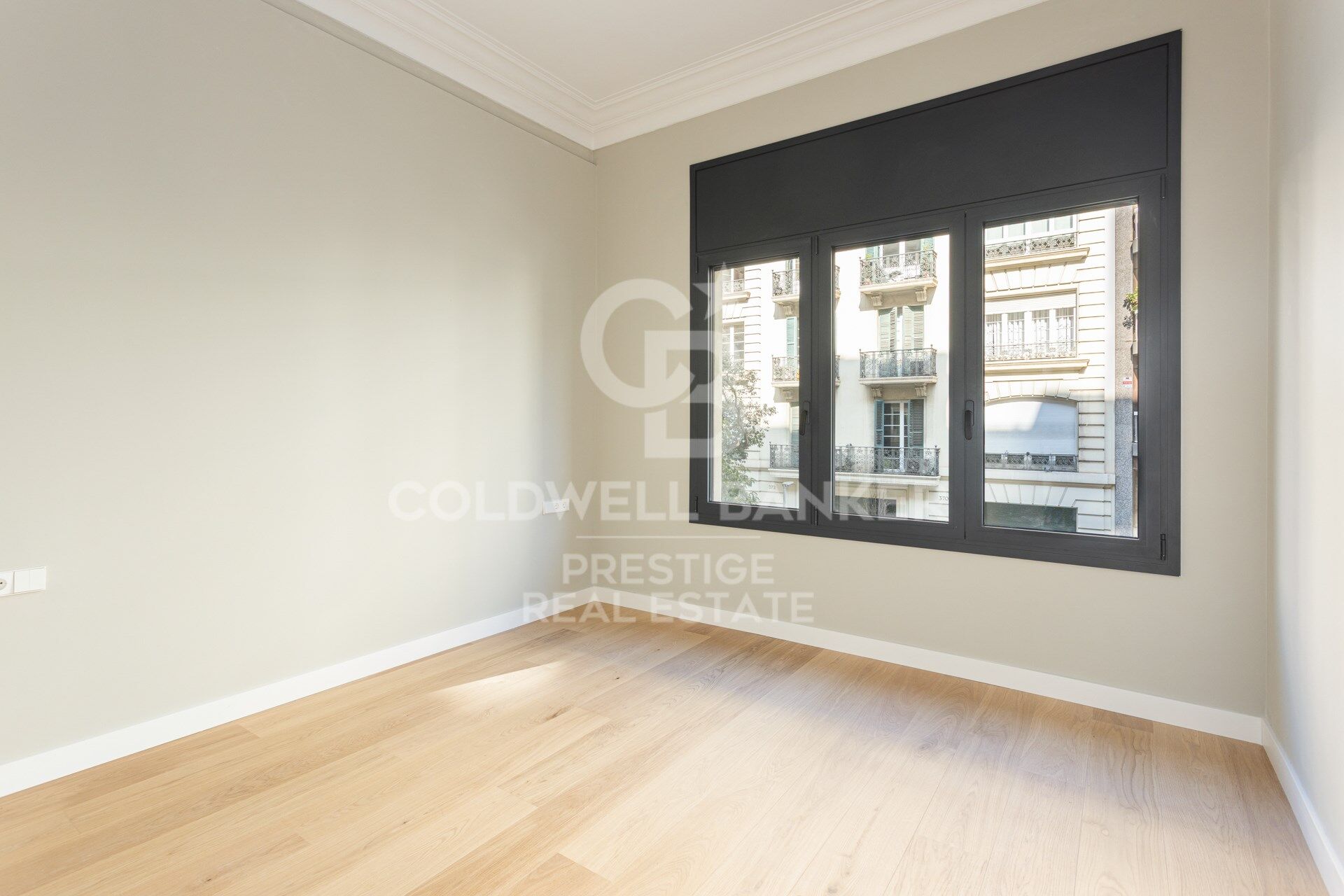 Brand new flat for sale in Calle Muntaner