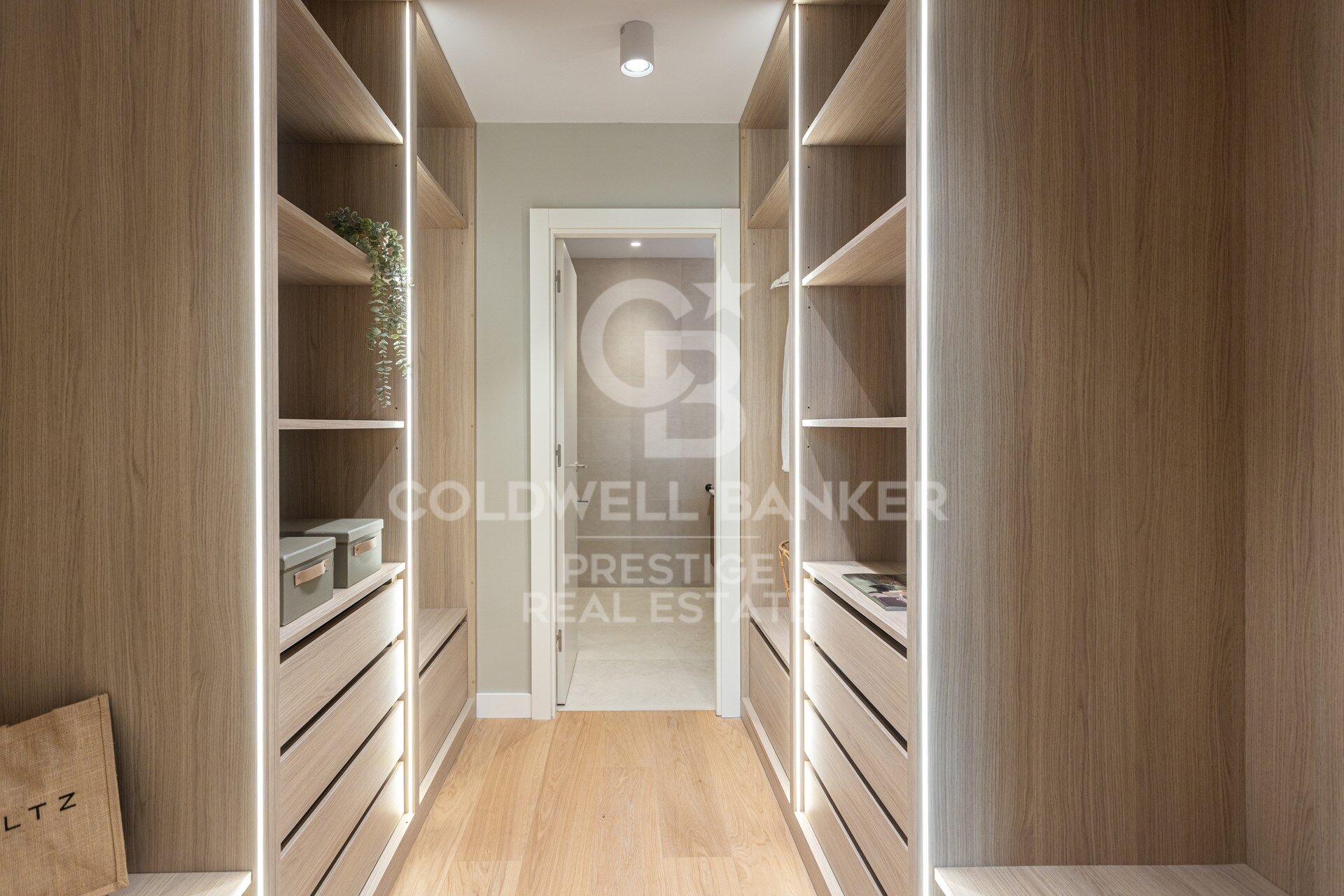 Piso a estrenar en venta en Calle Muntaner