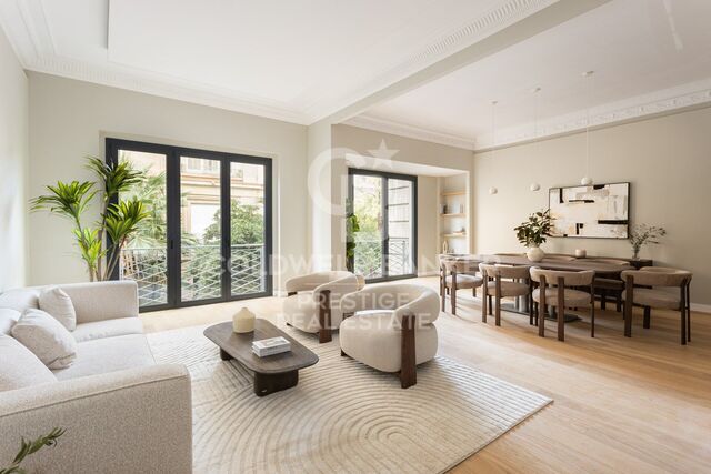 Brand new flat for sale in Calle Muntaner