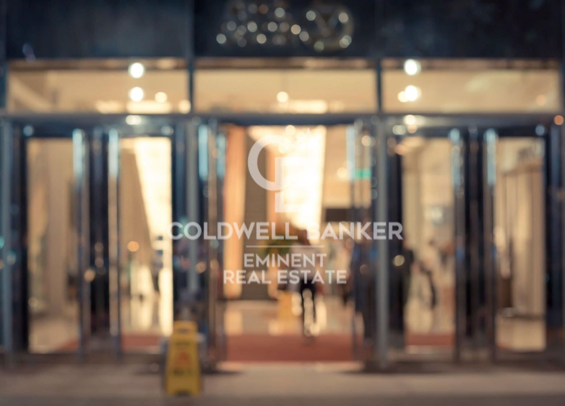 Local en venta en La Nova Esquerra de l'Eixample
