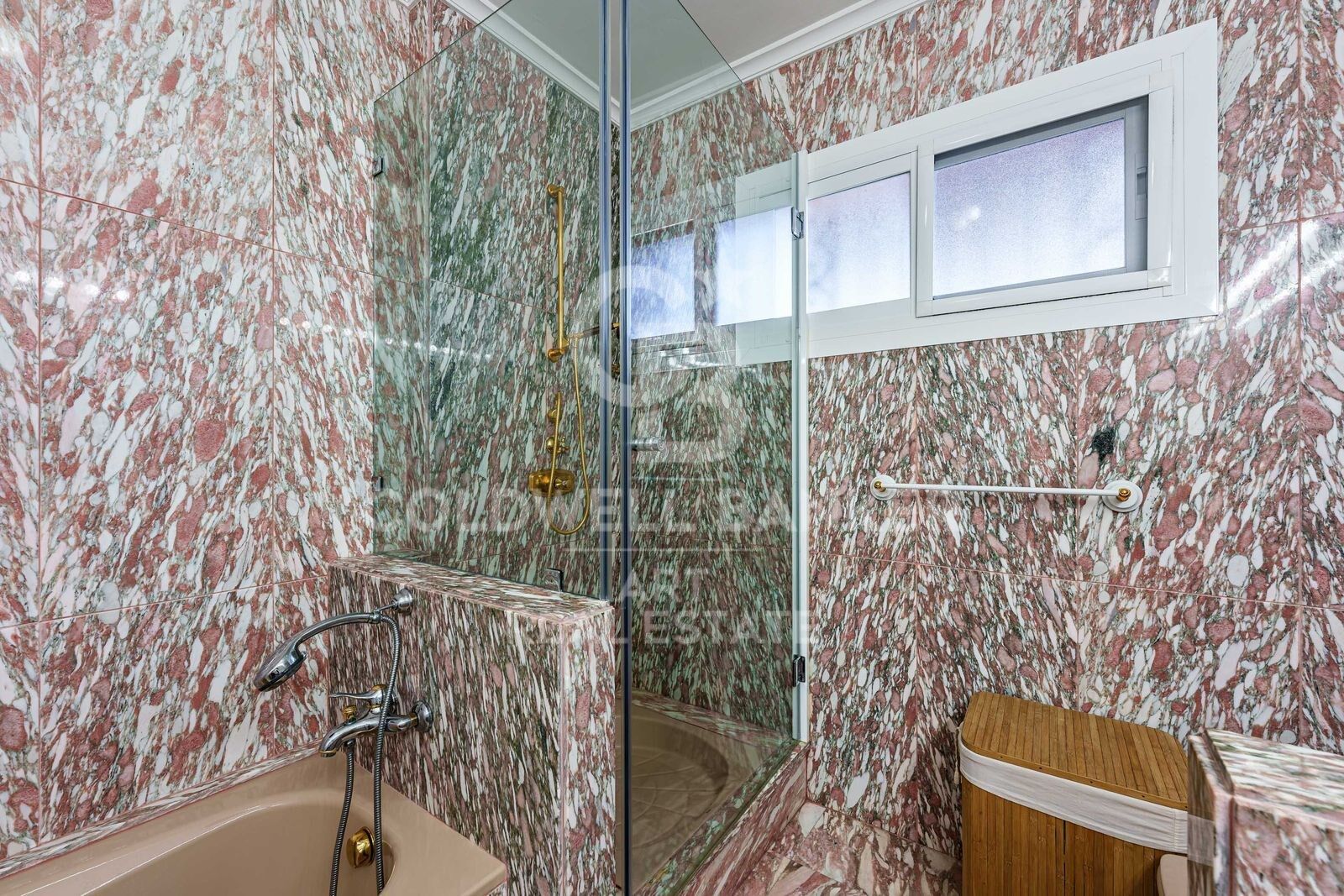 Beautiful Detached Seafront Villa on the New Golden Mile