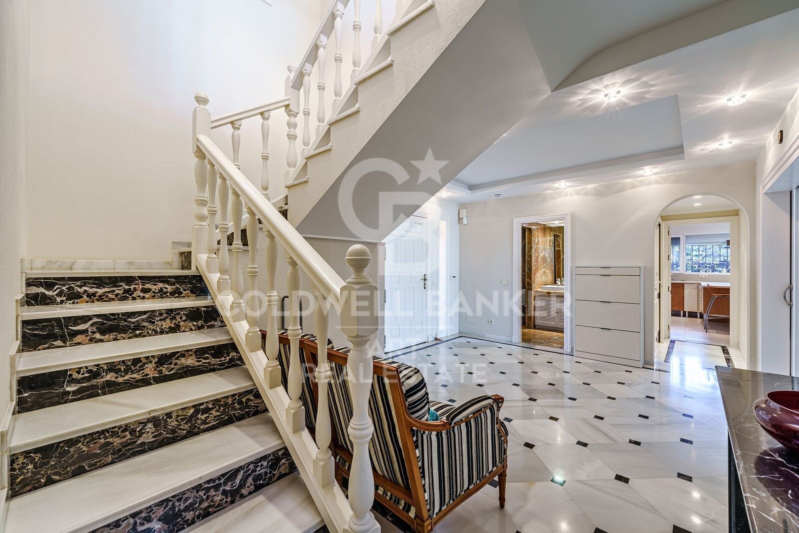 Superbe Villa Indépendante en Bord de Mer sur la Nouvelle Milla de Oro
