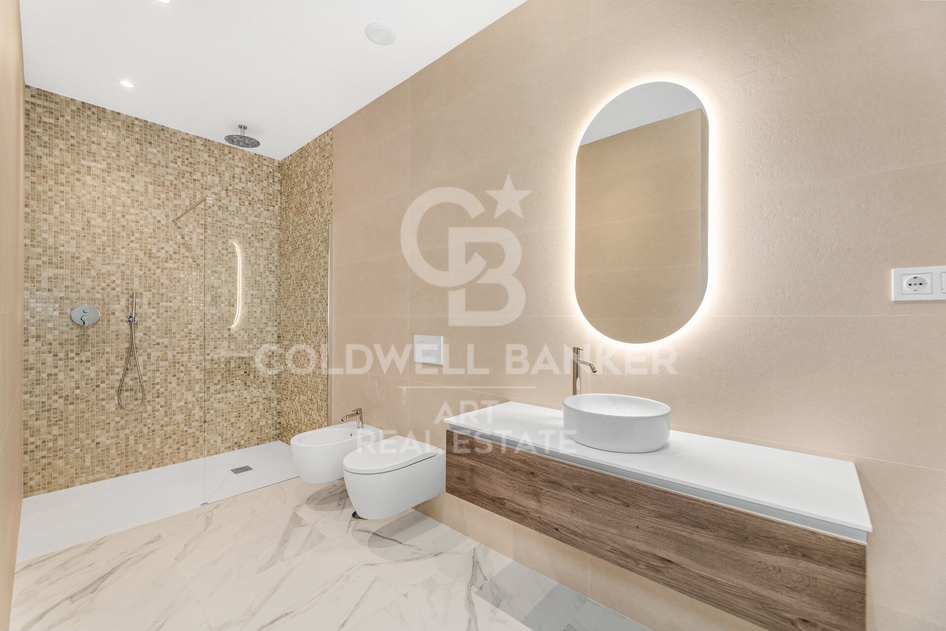 Villa 6 habitaciones Venta Estepona