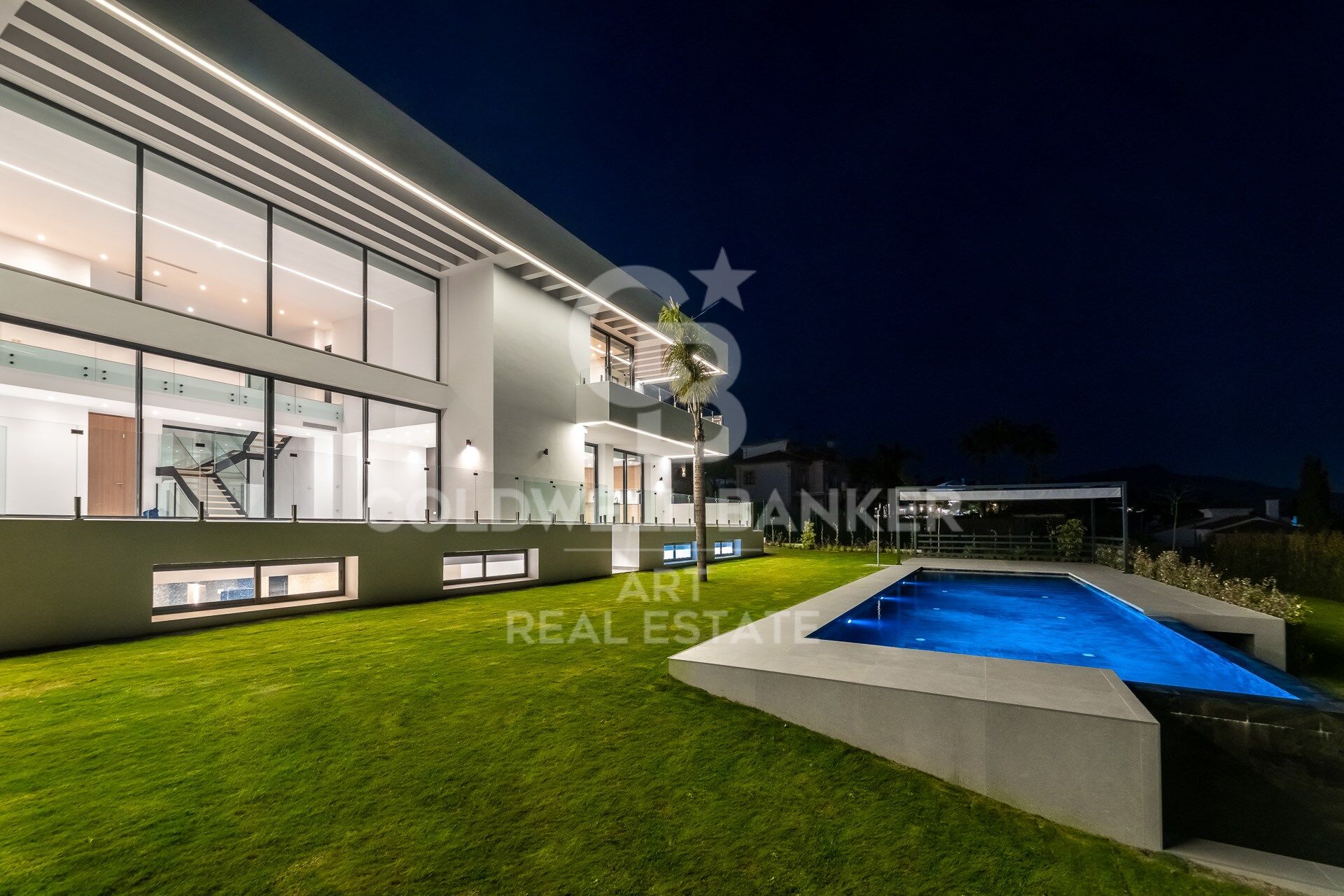 Villa 6 habitaciones Venta Estepona
