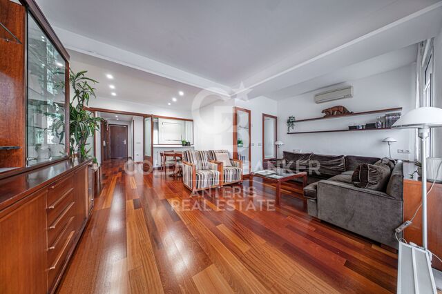 Excellent location in L'Antiga Esquerra de l'Eixample