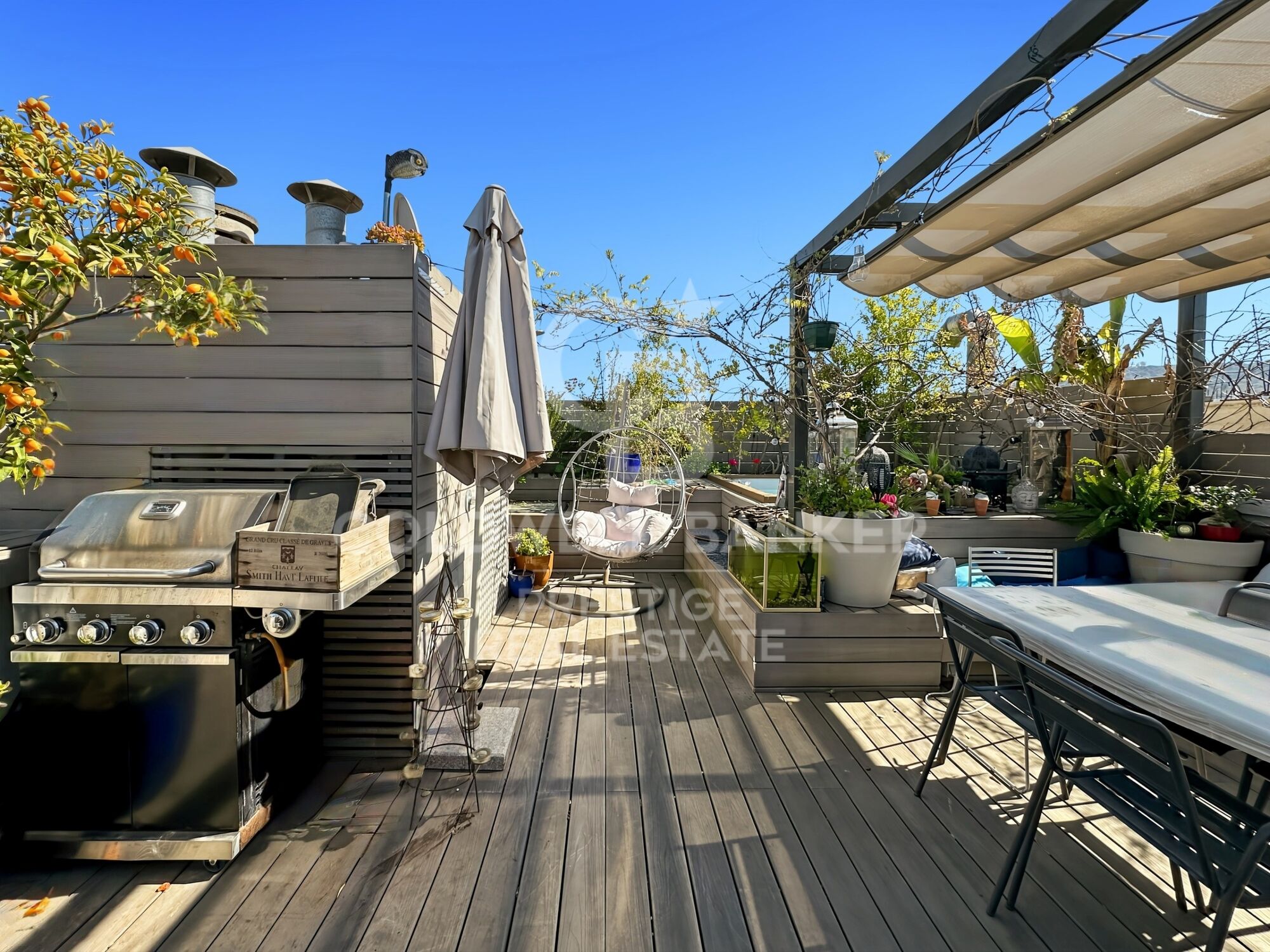 Penthouse exclusif avec terrasse privée, jacuzzi et barbecue au cur de Barcelone