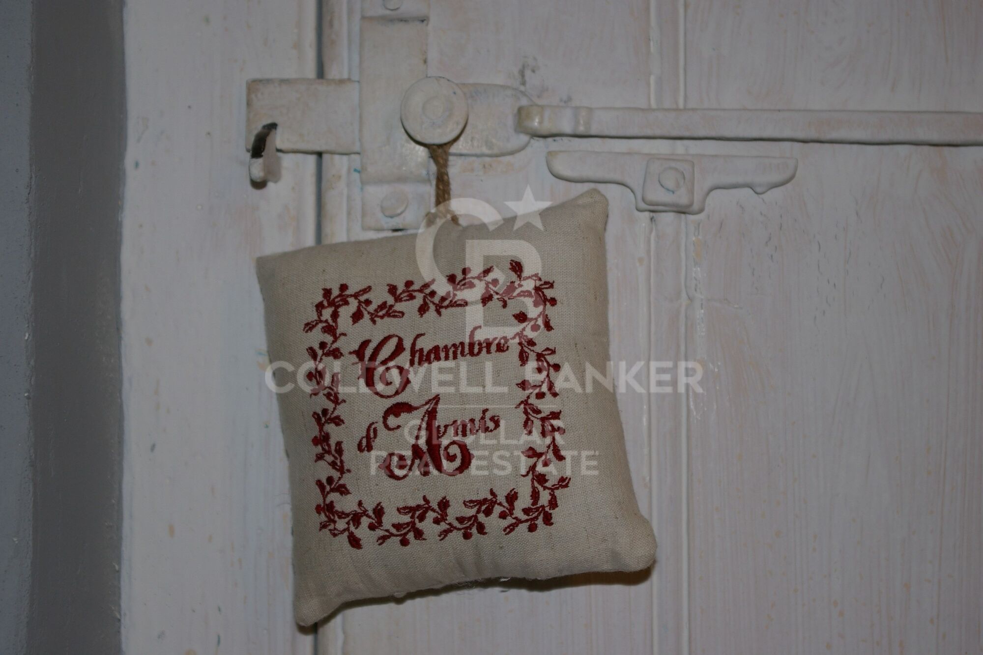 Charming 18th-century ceretana farmhouse renovated in Targassonne