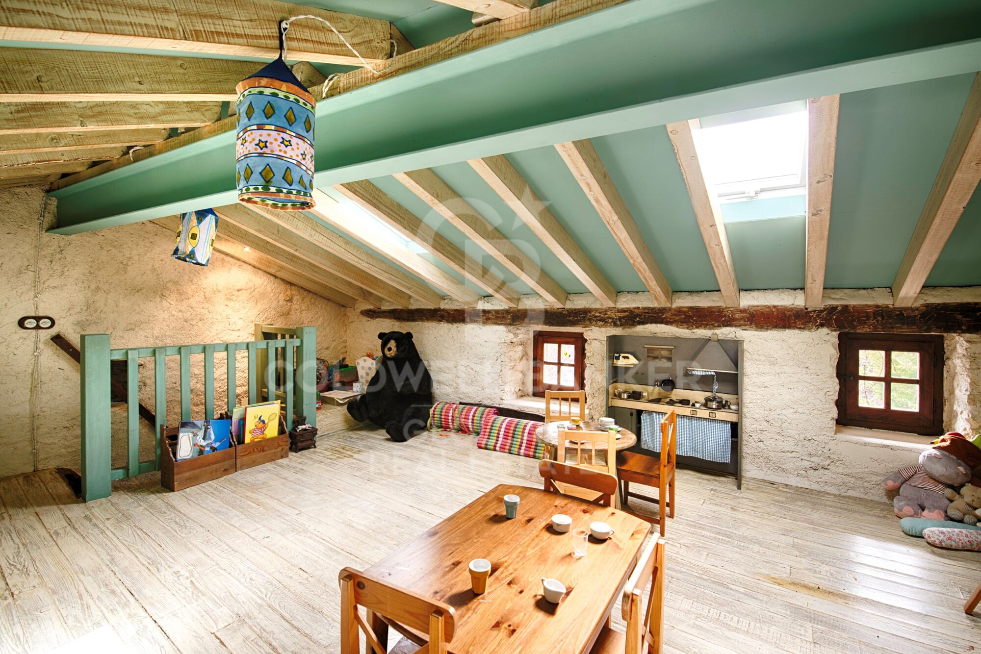 Charming 18th-century ceretana farmhouse renovated in Targassonne