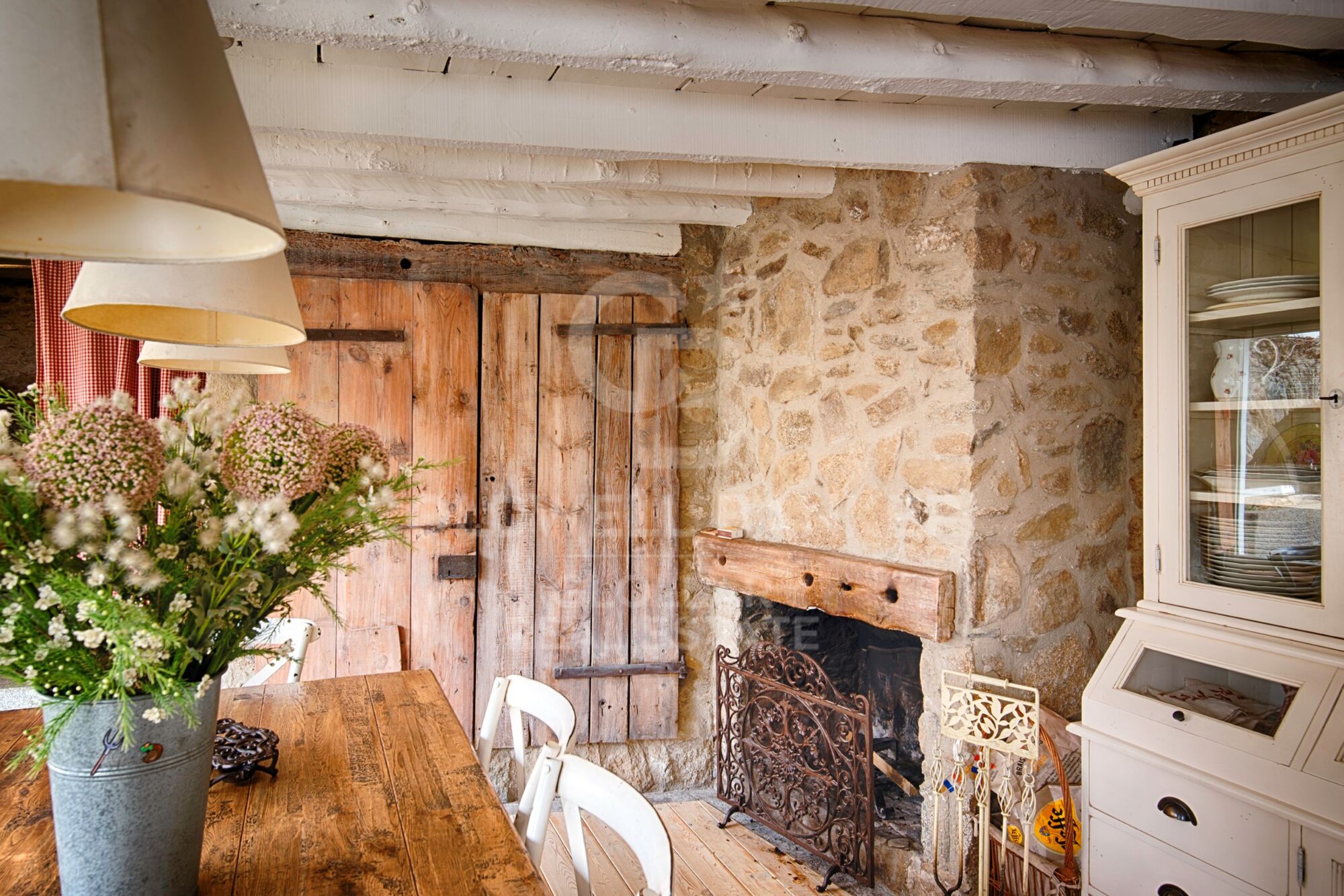 Charmante ferme ceretana du XVIIIe siècle rénovée à Targassonne