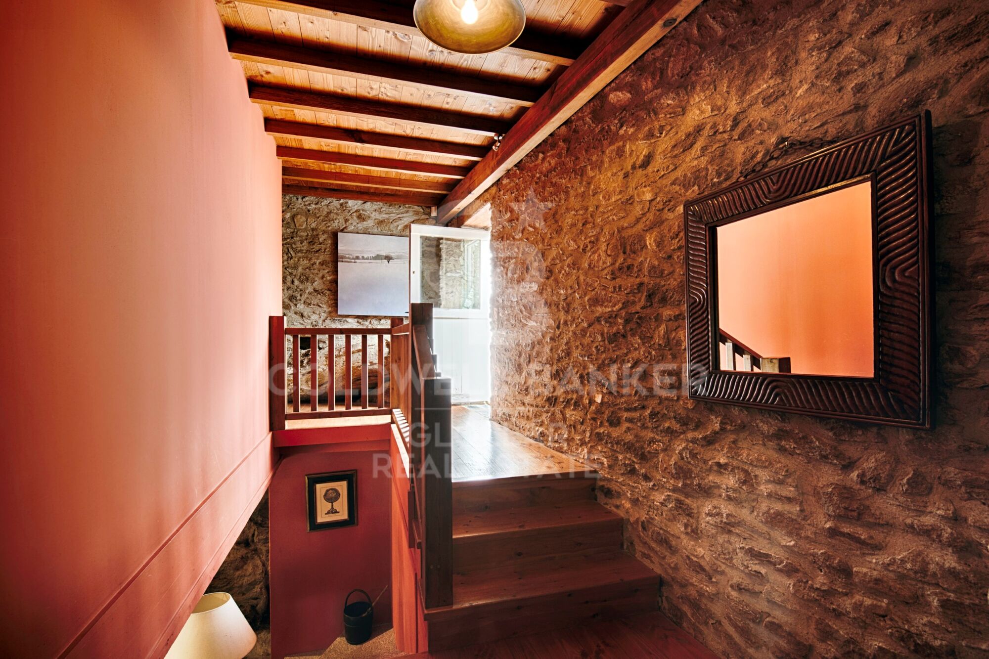 Charming 18th-century ceretana farmhouse renovated in Targassonne