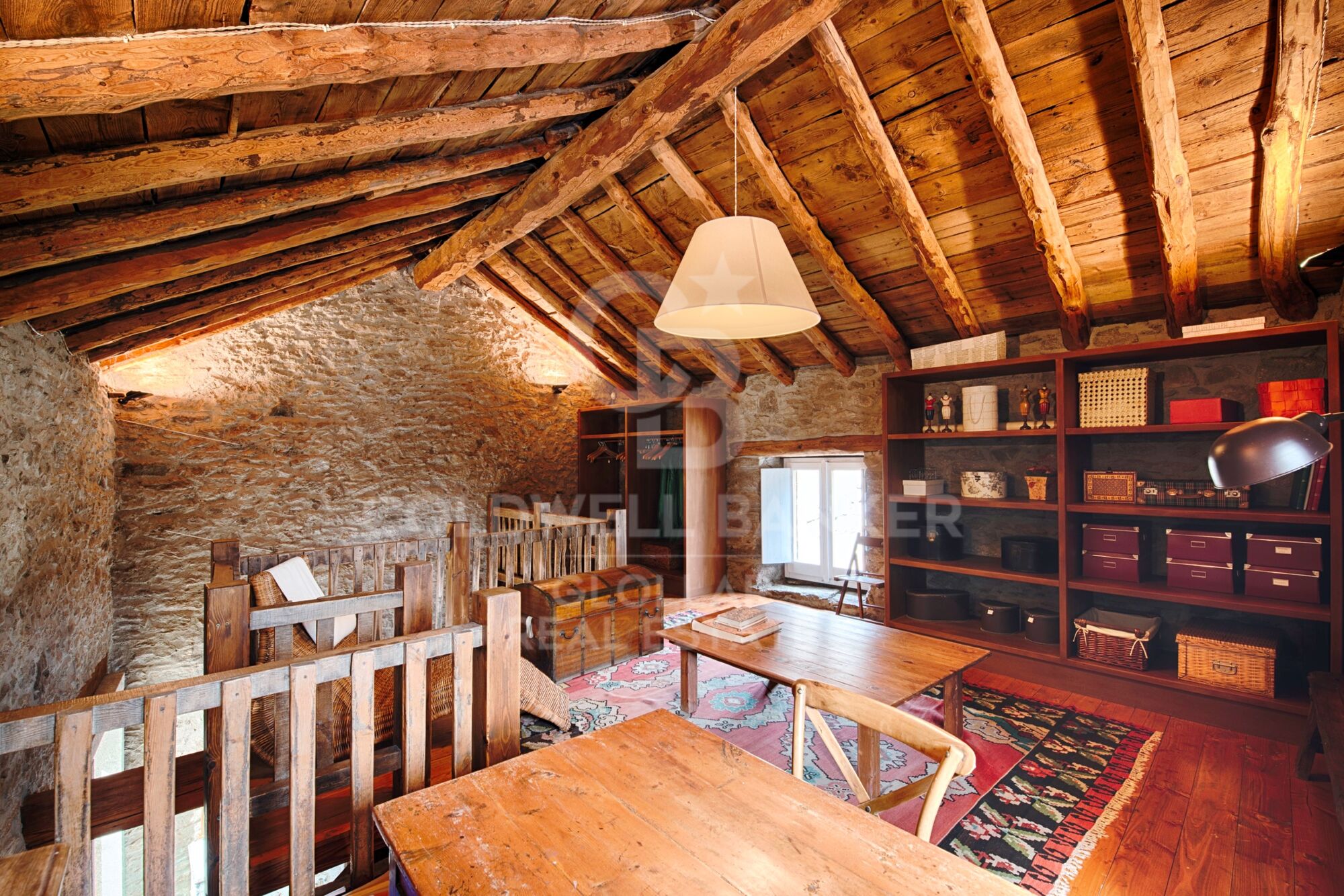 Charming 18th-century ceretana farmhouse renovated in Targassonne