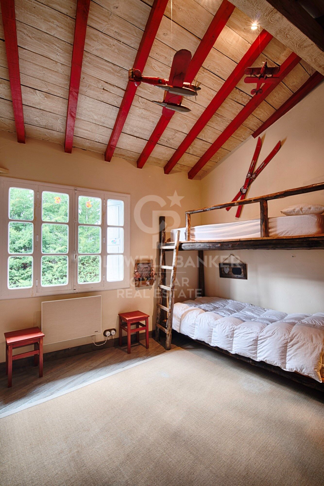 Charming 18th-century ceretana farmhouse renovated in Targassonne